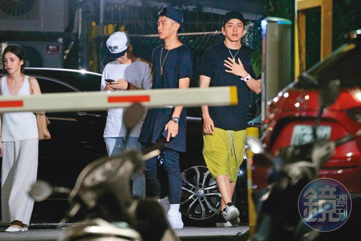 之前柯震東出來玩時，身邊常會看到王大陸。（本刊資料照）