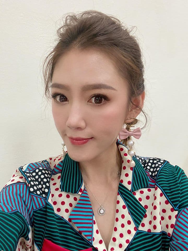 裴琳是演藝圈惹禍女星代表，現在跑去做直銷。（翻攝自裴琳臉書）
