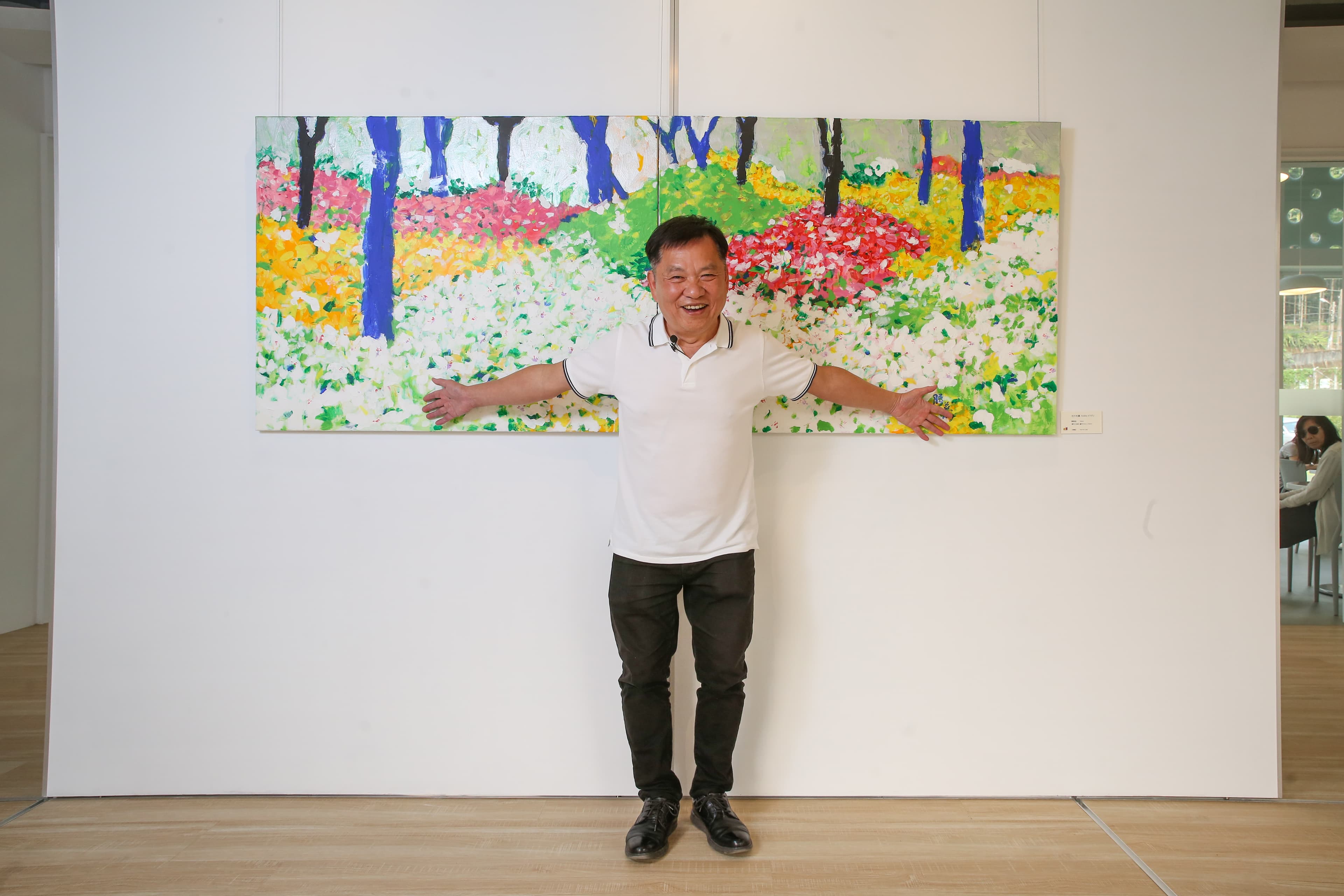 這幅〈台大杜鵑〉是戴勝益以大學母校為背景所繪製。