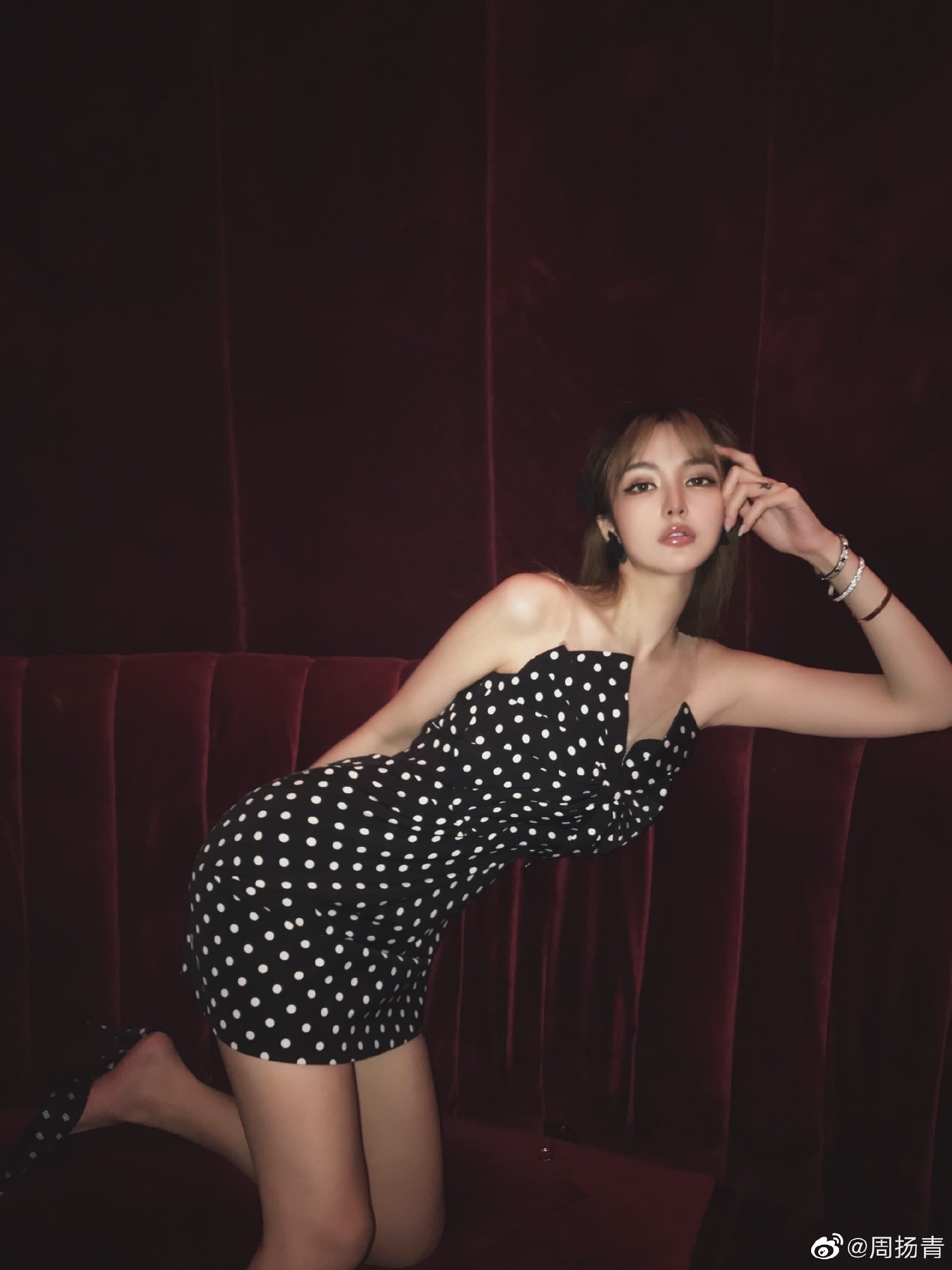 周揚青敢言敢行的作風,讓她成為「復仇女神」。(翻攝自周揚青微博)