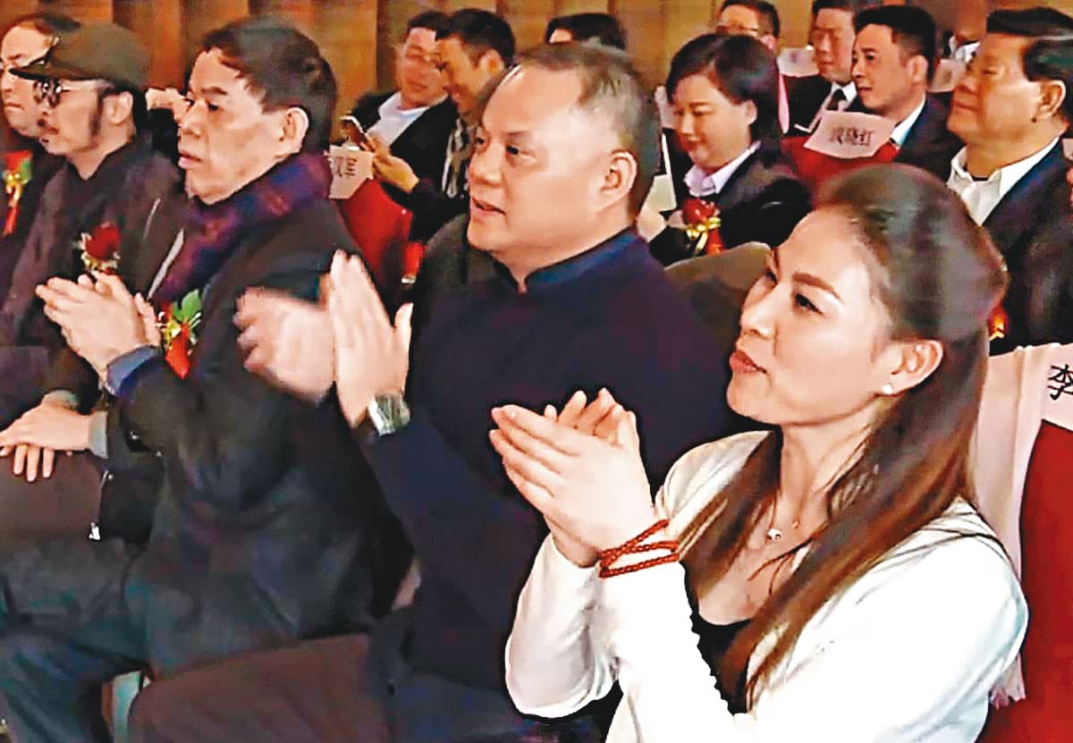 過去黃國昌曾揭露任國龍等人違法投資、炒作大同。（翻攝自龍峰集團官網）