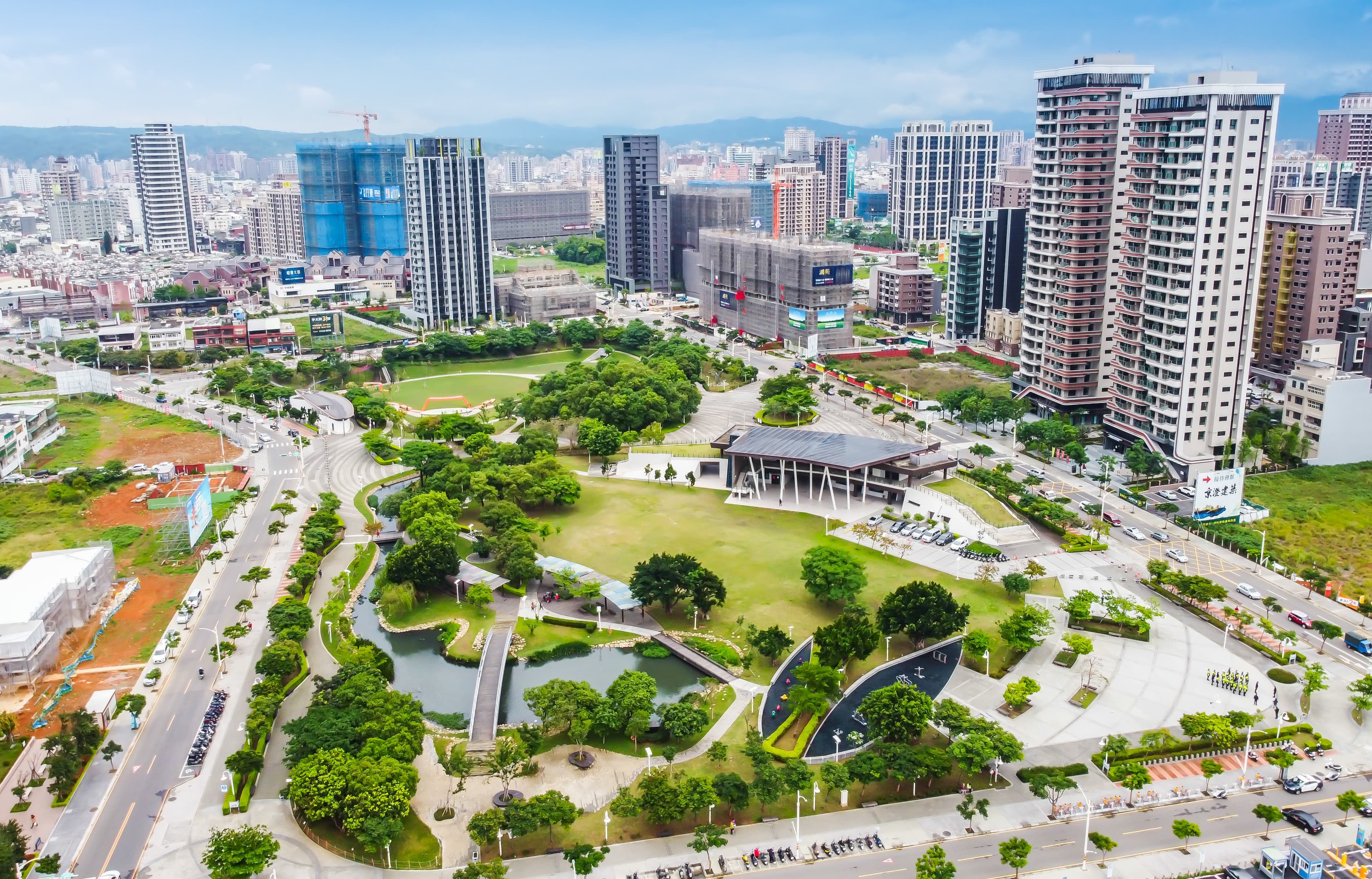 中路重劃區內有3座超過千坪的公園，又以風禾公園最大，休閒機能強。