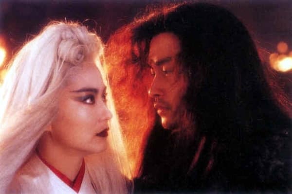 儘管林青霞與張國榮還曾合作過其他幾部戲，但《白髮魔女傳》是兩人唯一的愛情武俠代表作。（華映提供）