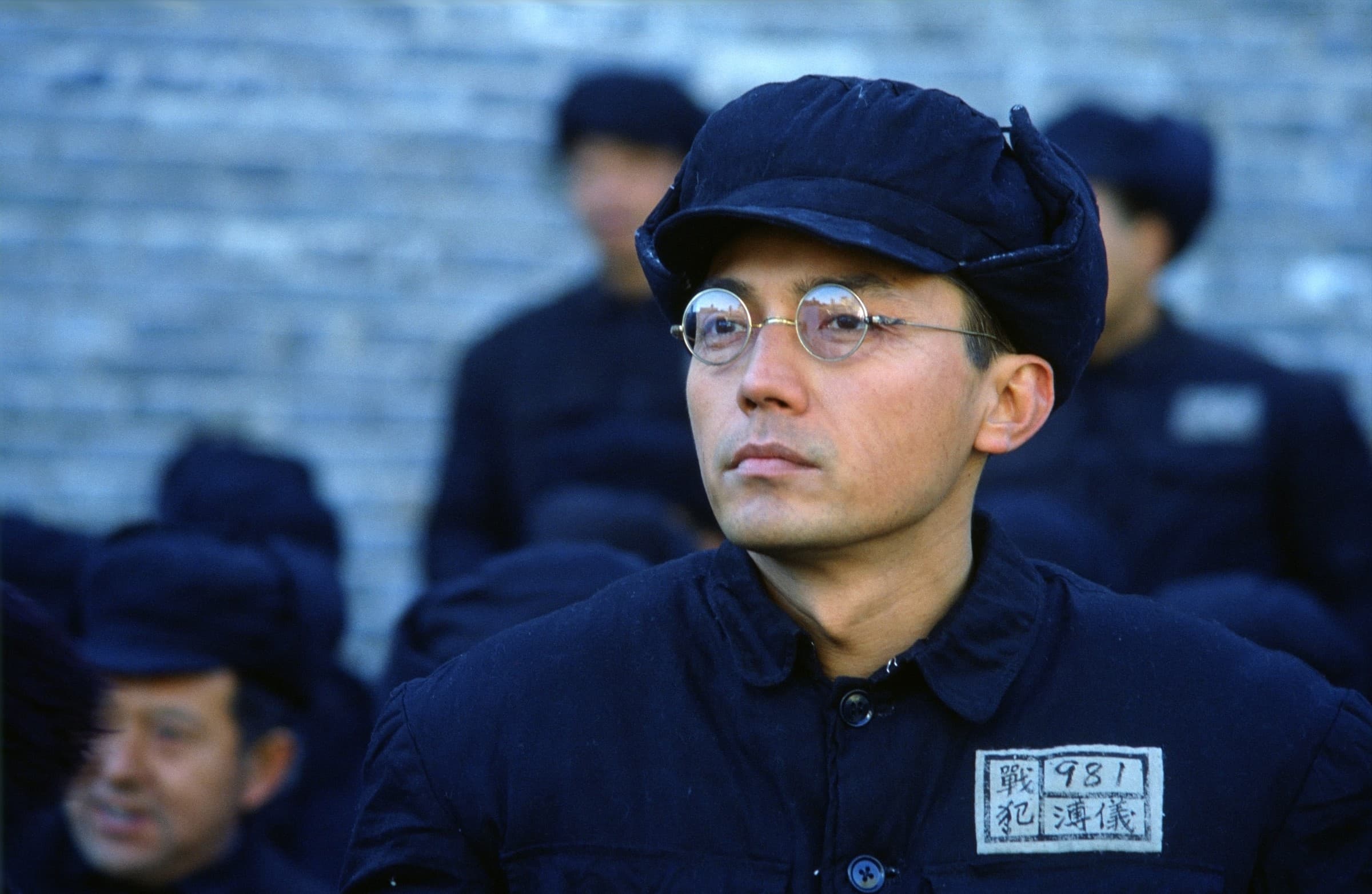溥儀在日本戰敗後欲逃跑，中途被蘇聯軍隊逮捕，成了戰犯，在戰犯管理所改造10年才被特赦釋放。（甲上娛樂）