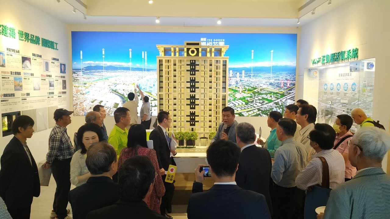 新莊海悅花園每坪開價39.9萬元，低於區域行情，自329檔期至今，來人預約突破500組，目前已熱銷5成。（建商提供）