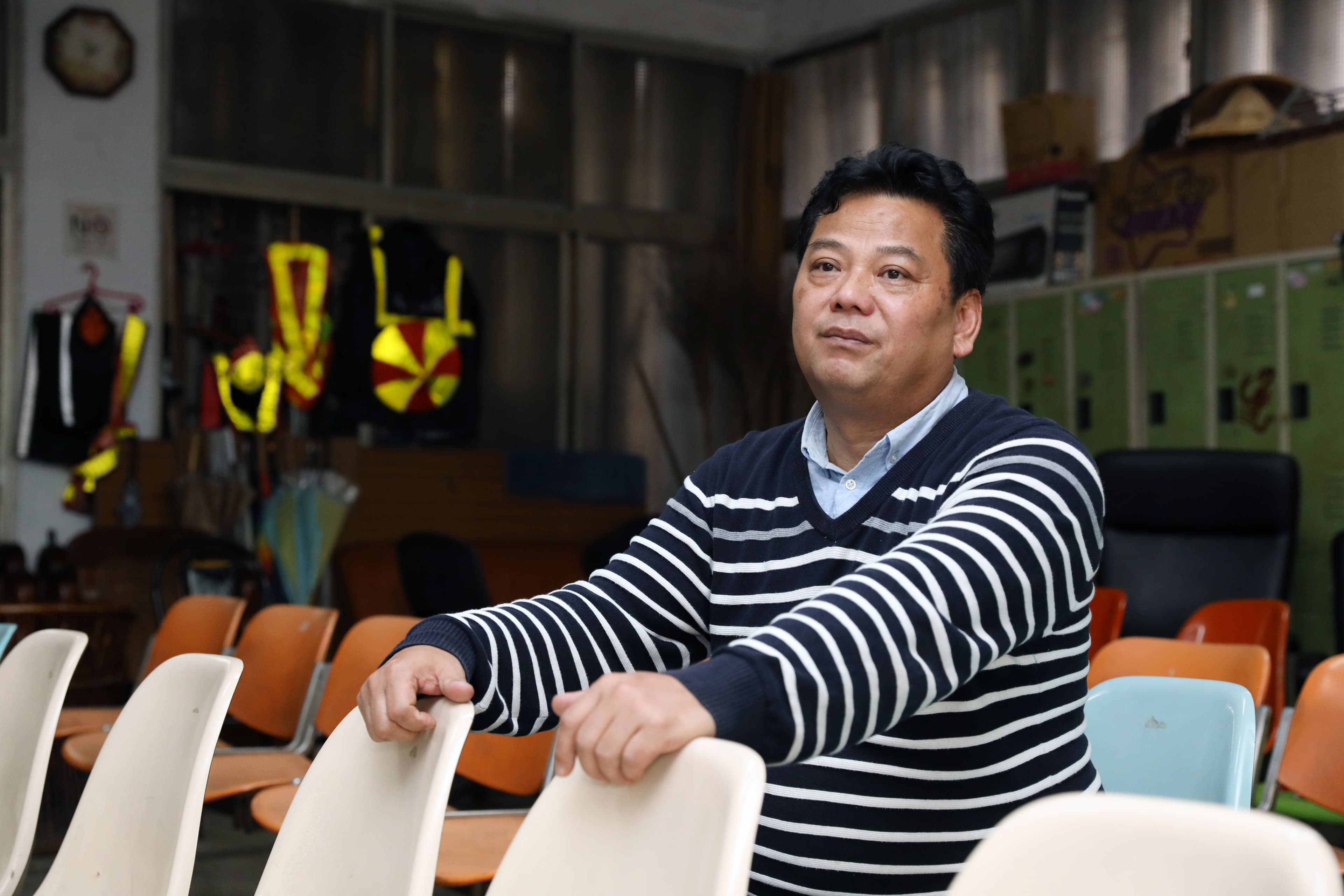全國環保工會聯合會理事長蘇家源過去曾擔任多年的清潔隊員，對這份工作的各種危險相當清楚。