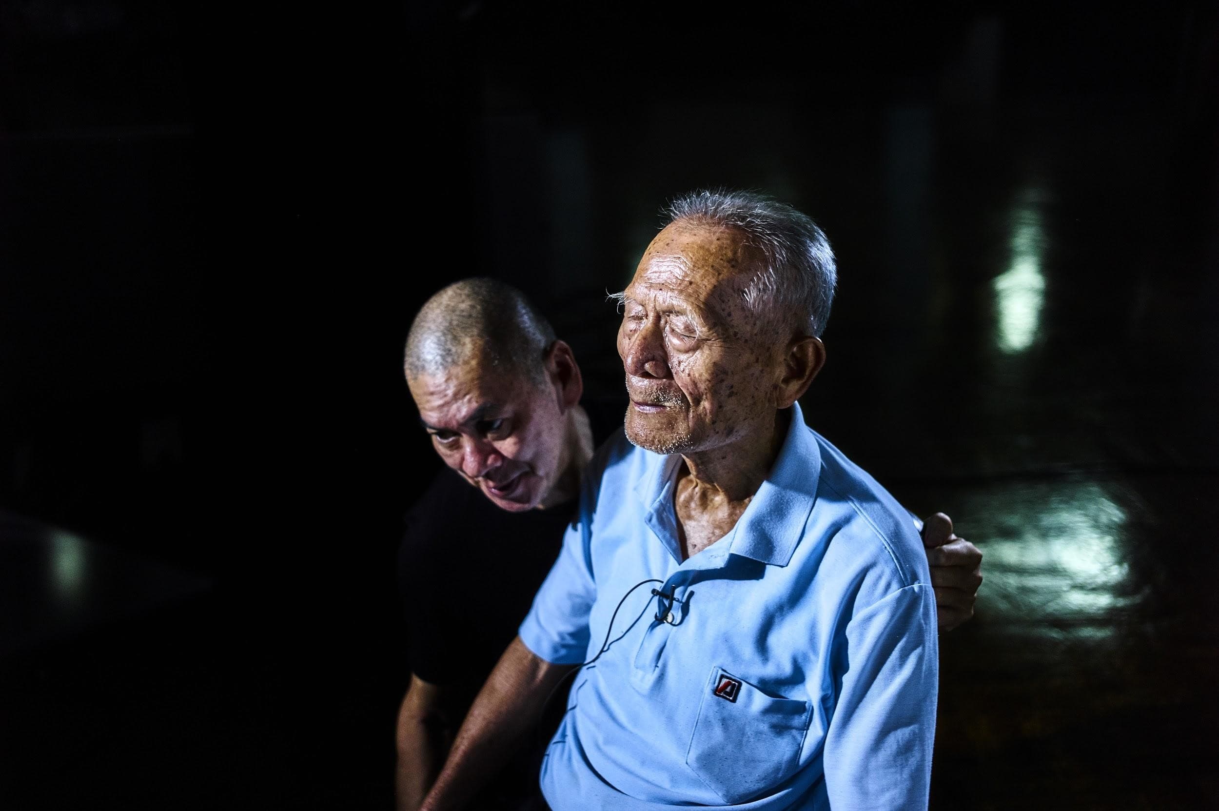 導演蔡明亮（左）對聲音與影像搭配有獨特見解，並與曹源峰合作《你的臉》等多部作品。（汯呄霖提供）