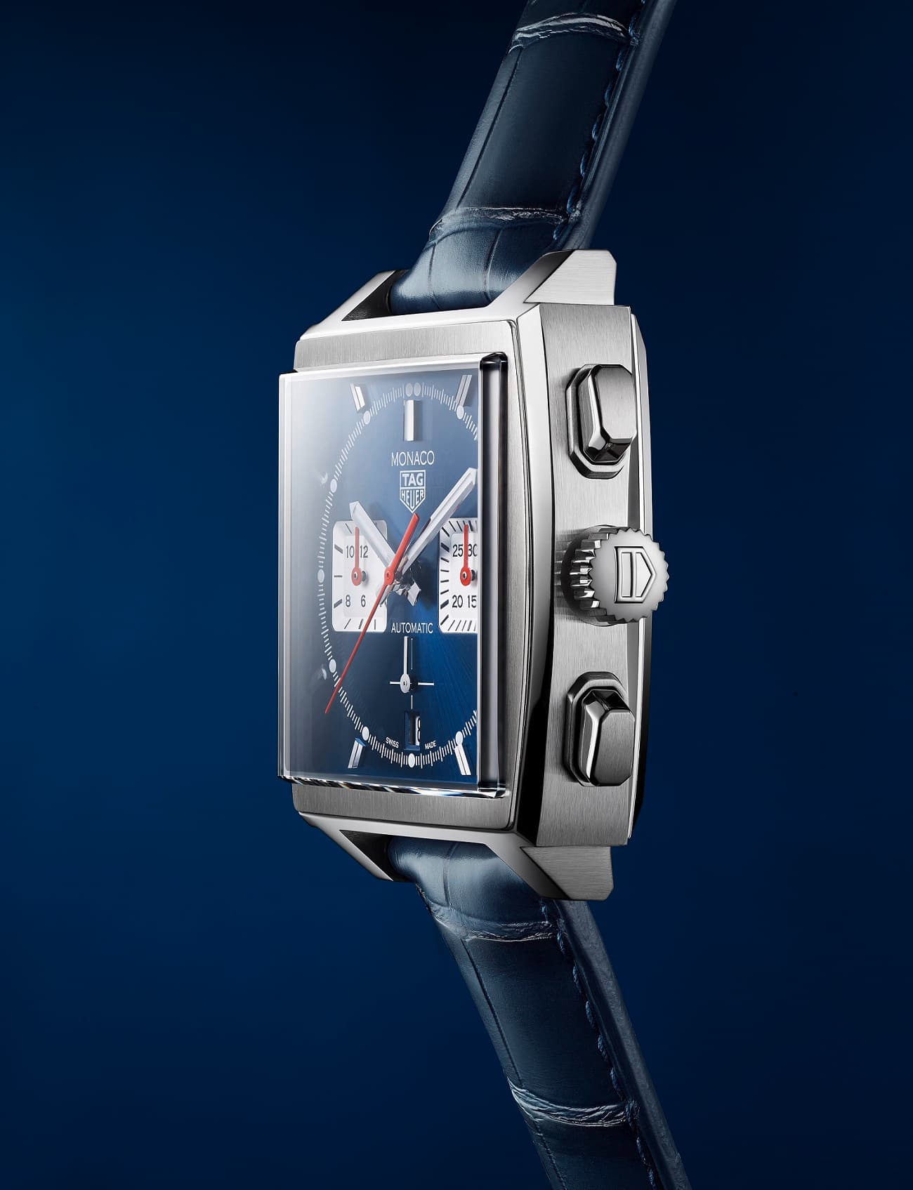 TAG Heuer Monaco Calibre Heuer 02 自動計時腕錶 NT$201,900 。（TAG Heuer提供）