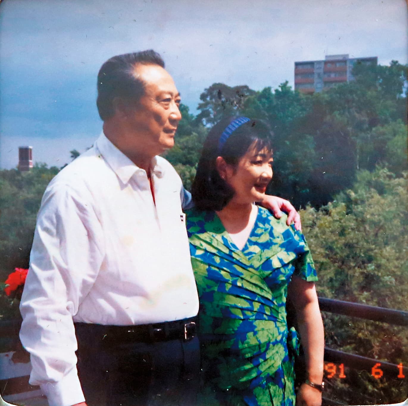 辜濓松與夫人辜林瑞慧的出遊照。（辜林瑞慧提供）
