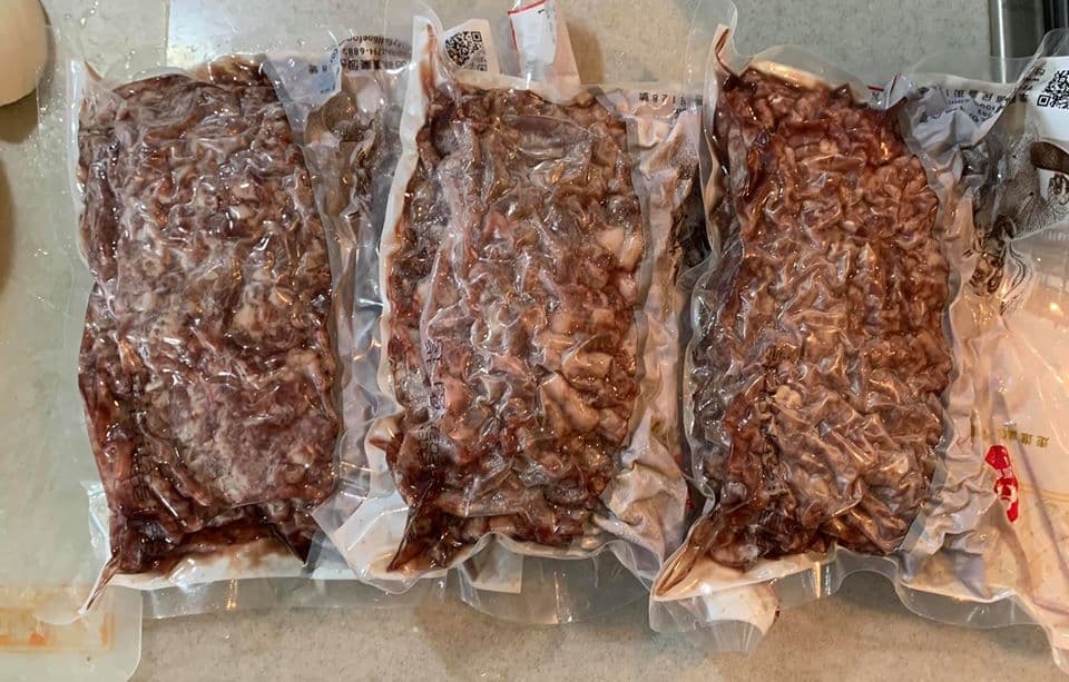 準備以瘦肉為主的牛絞肉3包。