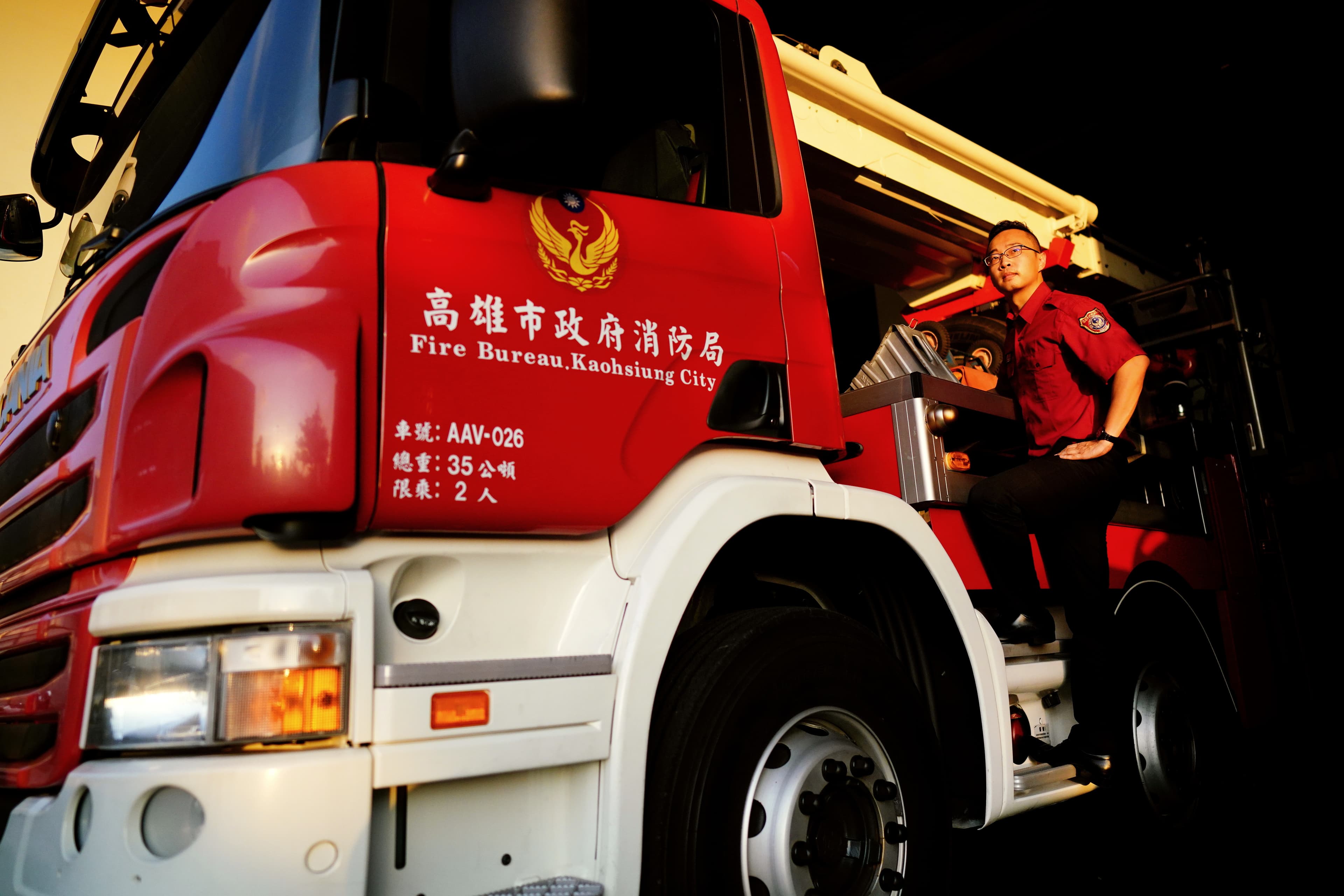 蔡宗翰訓練消防弟兄用大白話跟民眾推廣專業，2013年，曾獲內政部頒發「推廣災害防救工作特殊有功人員」榮譽。