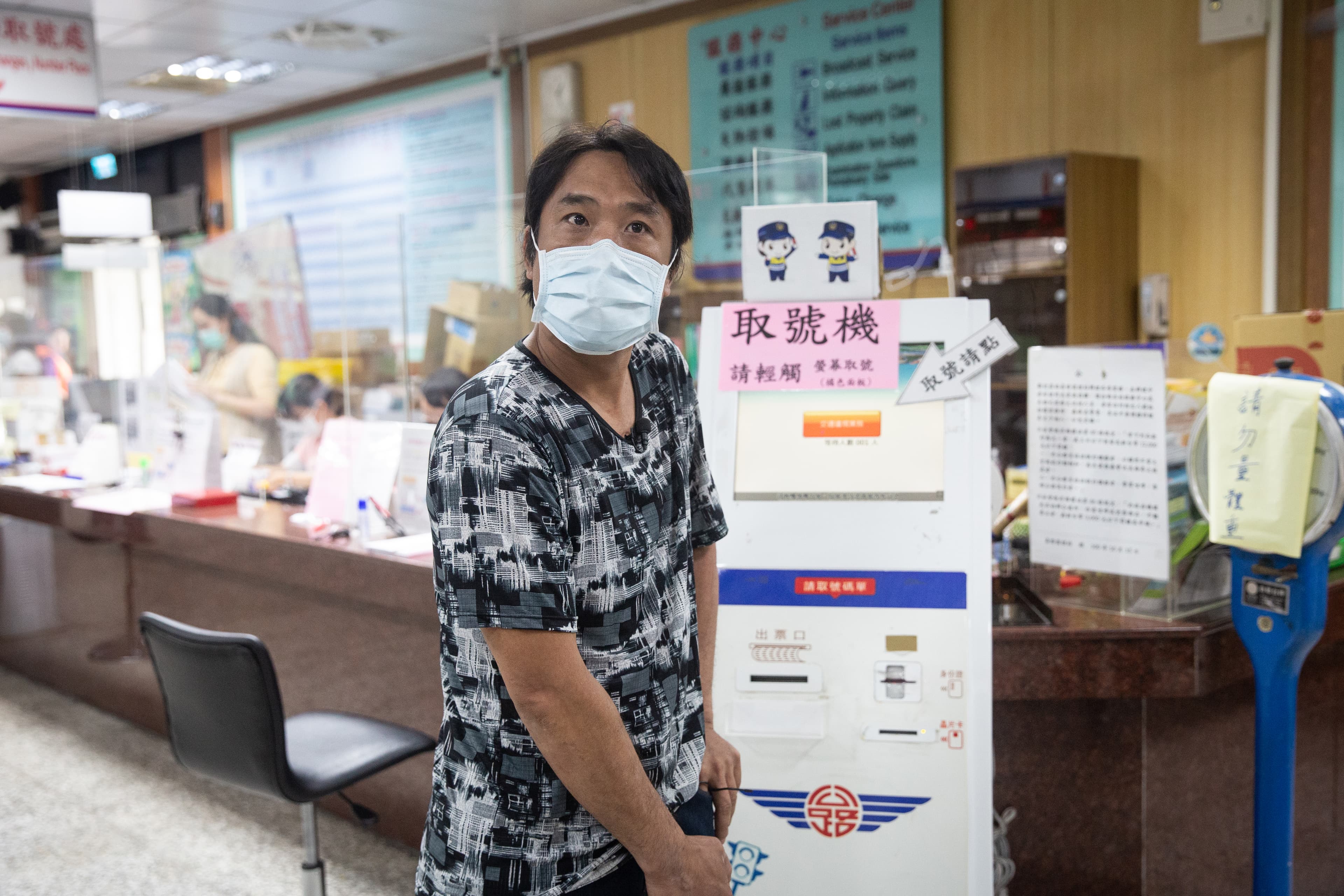 由於行政執行署撤銷拍賣，5月27日，陳青旭到基隆監理站繳清1萬8千元罰鍰。