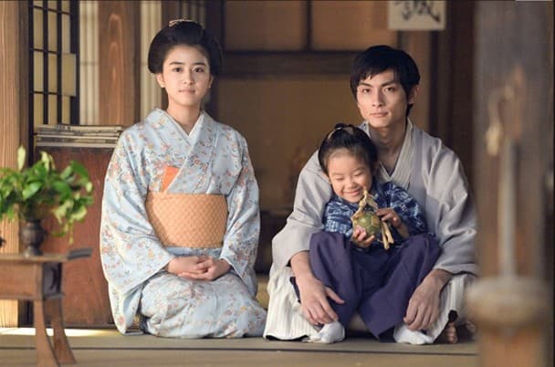 高郎健吾與黑島結菜在5年前於NHK大河劇《花燃》飾演夫妻。（網路圖片）