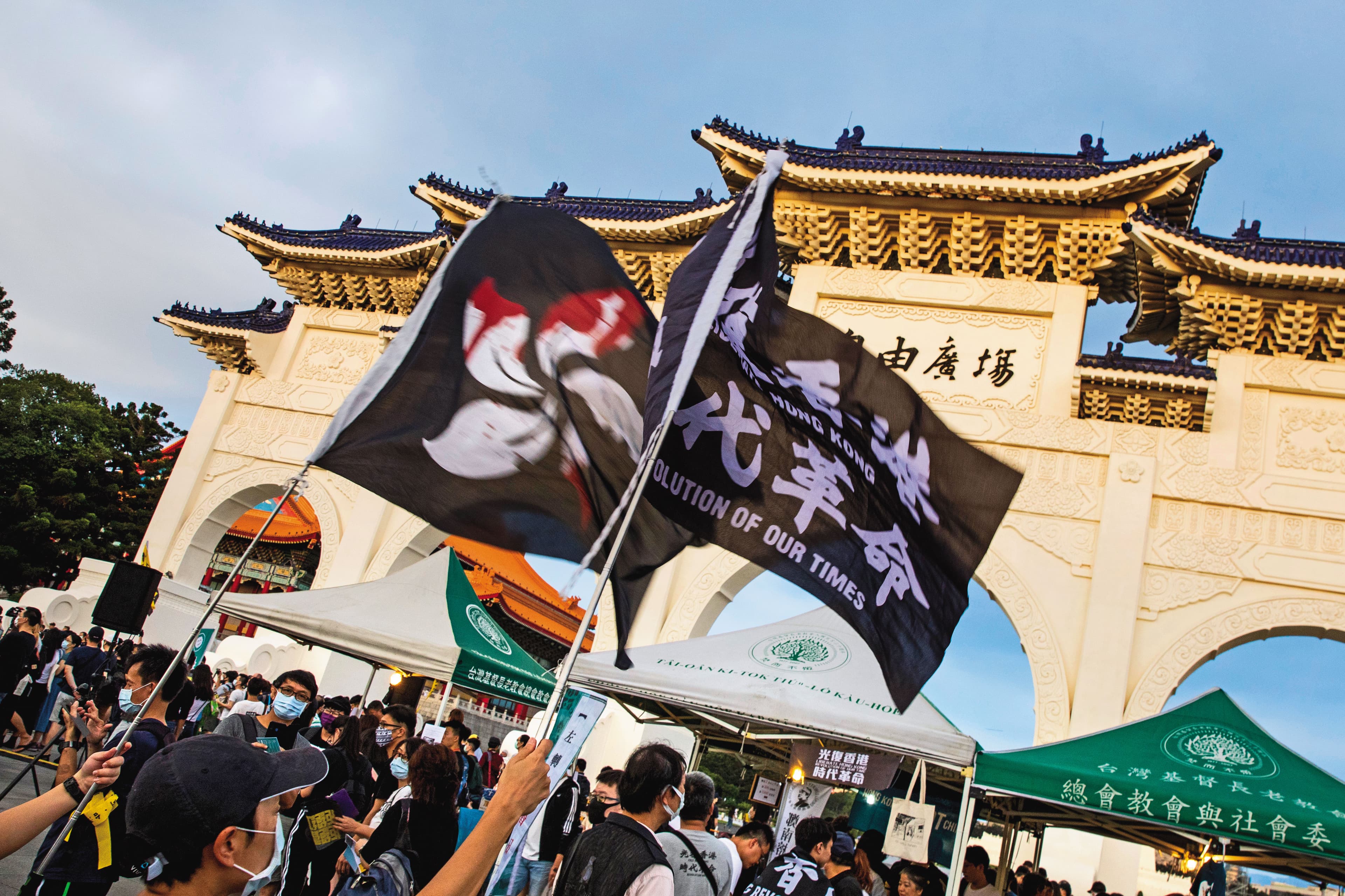 6月13日，反修例1週年活動與晚會在自由廣場舉行，不少在台港人都出席支持。
