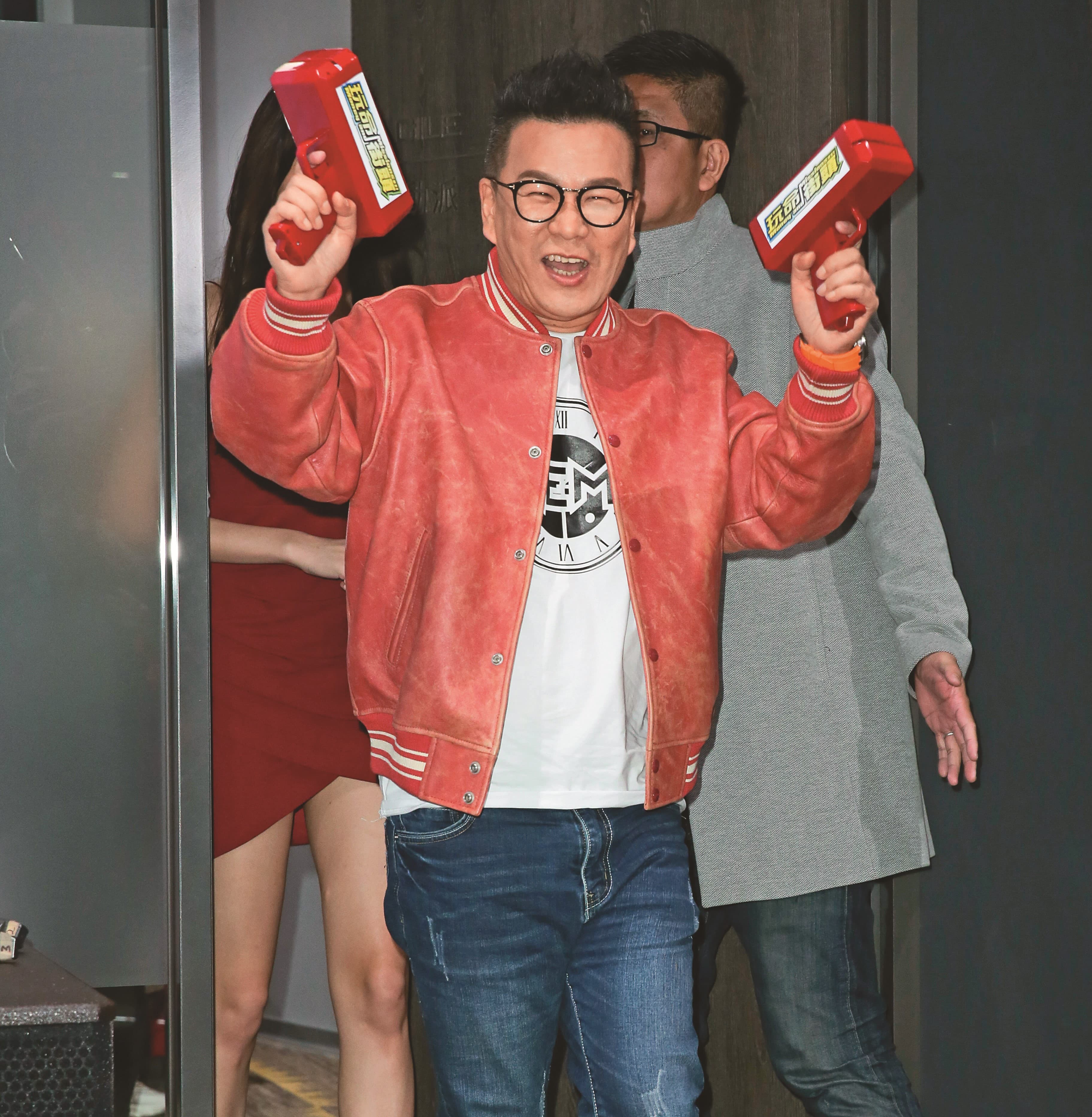 沈玉琳闖蕩台灣綜藝界多年，有了「荒謬大師」的響亮封號。