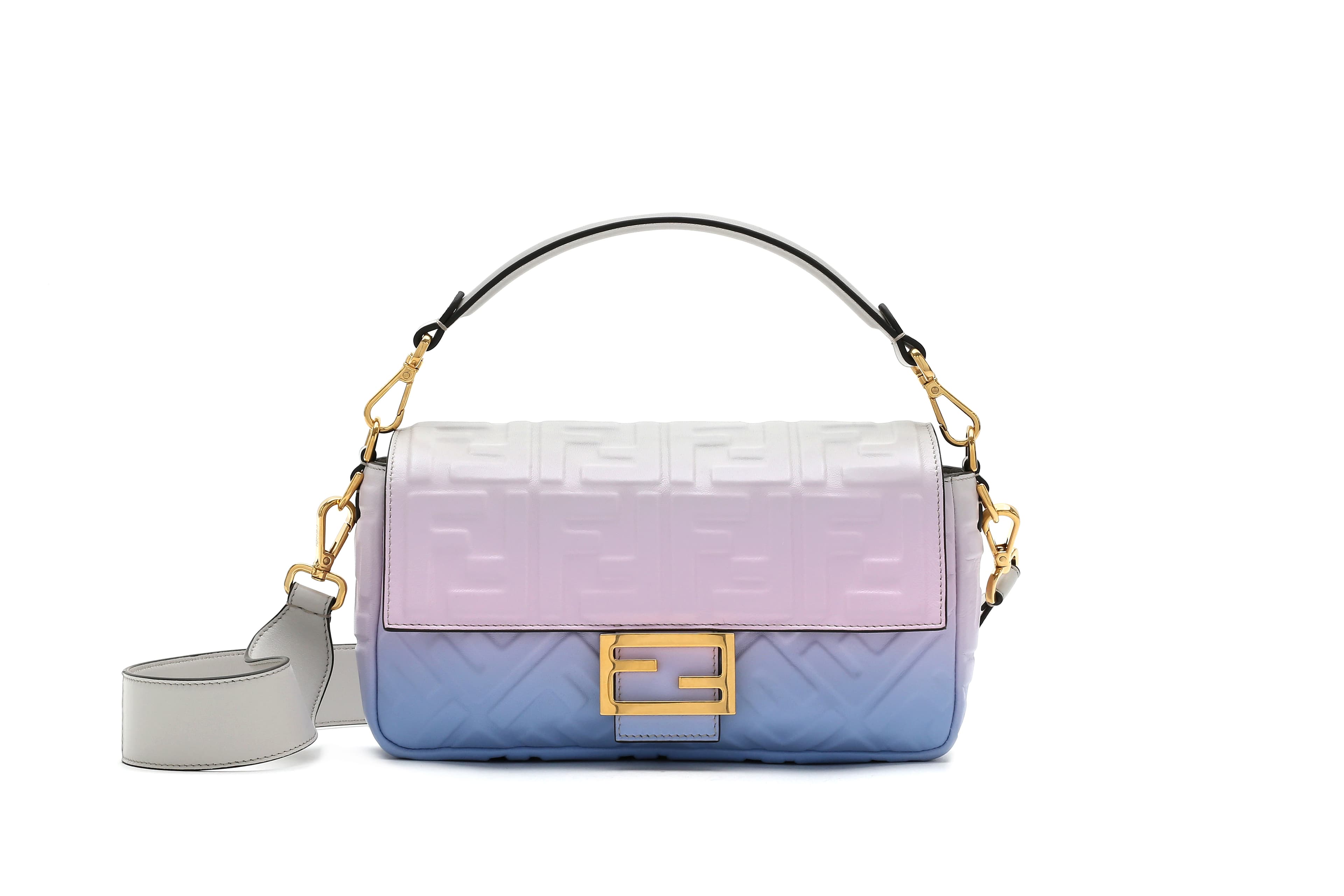 FENDI California Sky Baguette，NT$109,000。（FENDI提供）