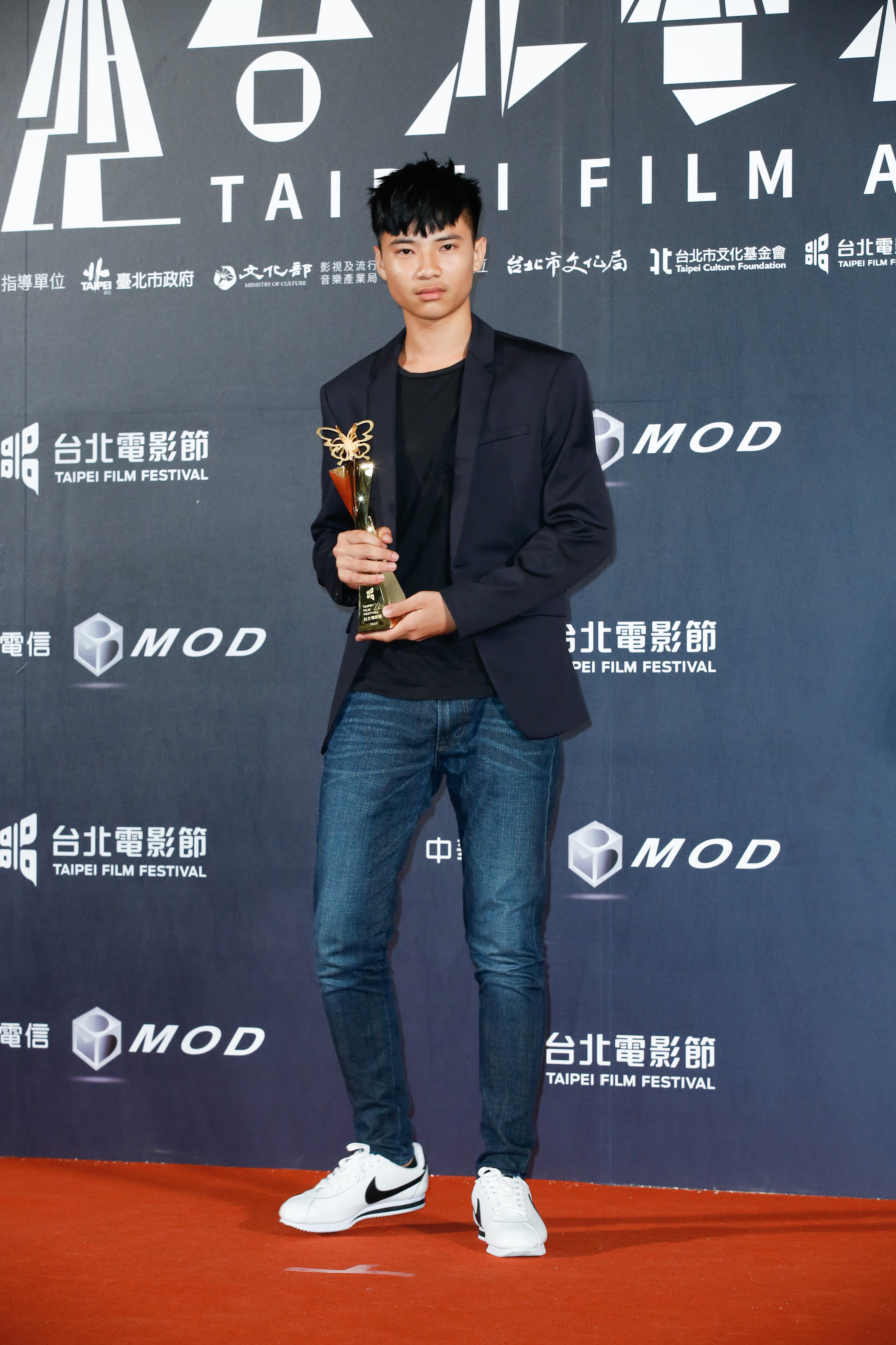 李曆融也僅15歲，出身雲林口湖鄉的他，入圍好消息全村皆知，被打趣成了「雲林之光」。