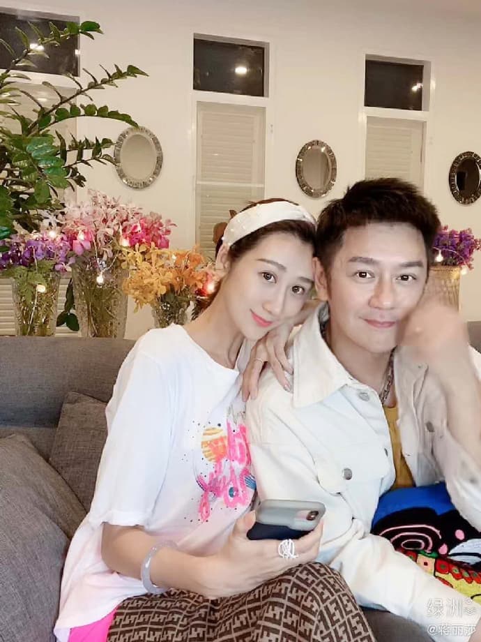 港星陳浩民的老婆蔣麗莎小他16歲。（翻攝蔣麗莎綠洲）