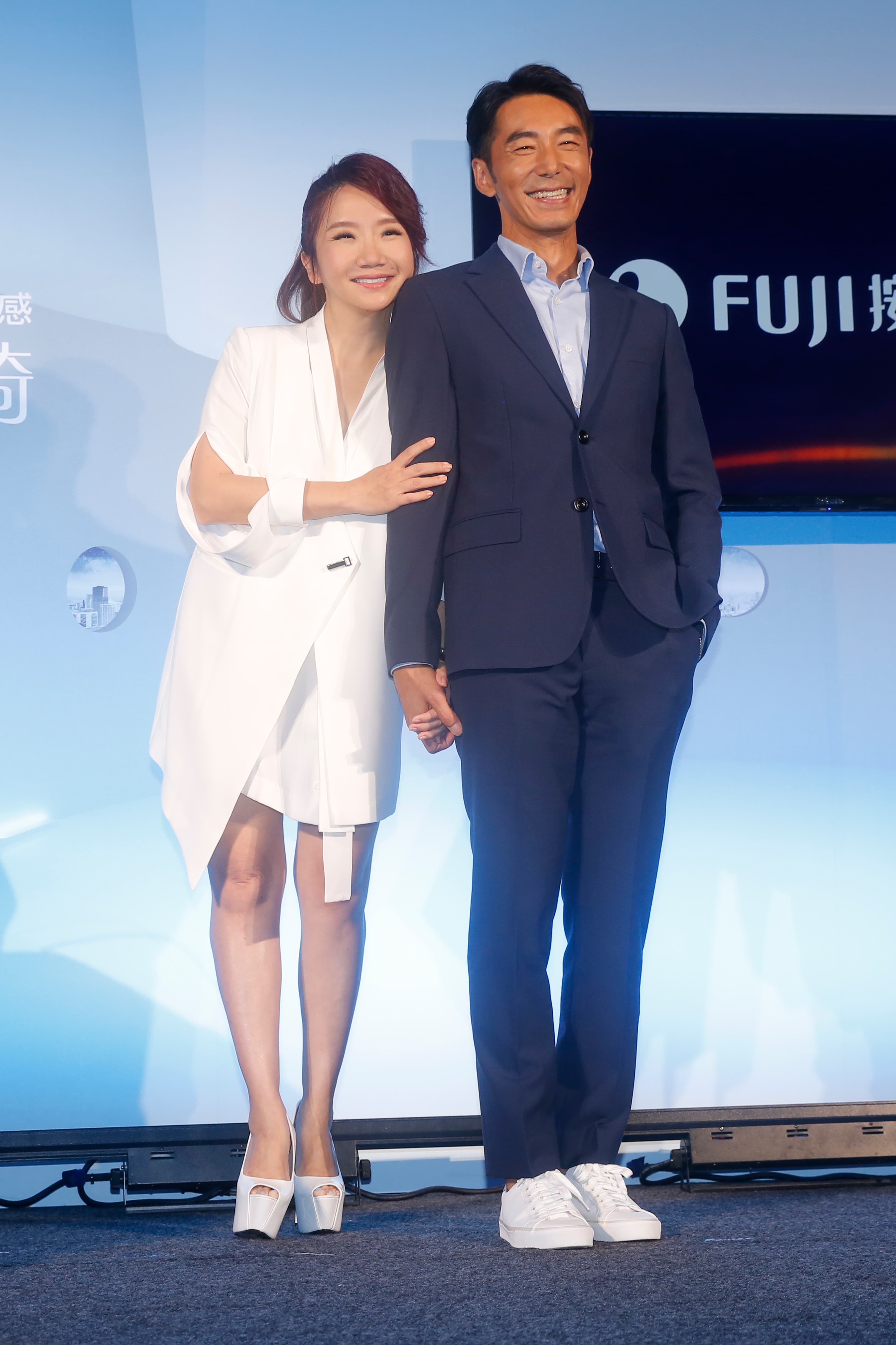 李李仁稱讚陶子現在的主持狀態更自然、更放得開，也讓來賓聽得舒服。