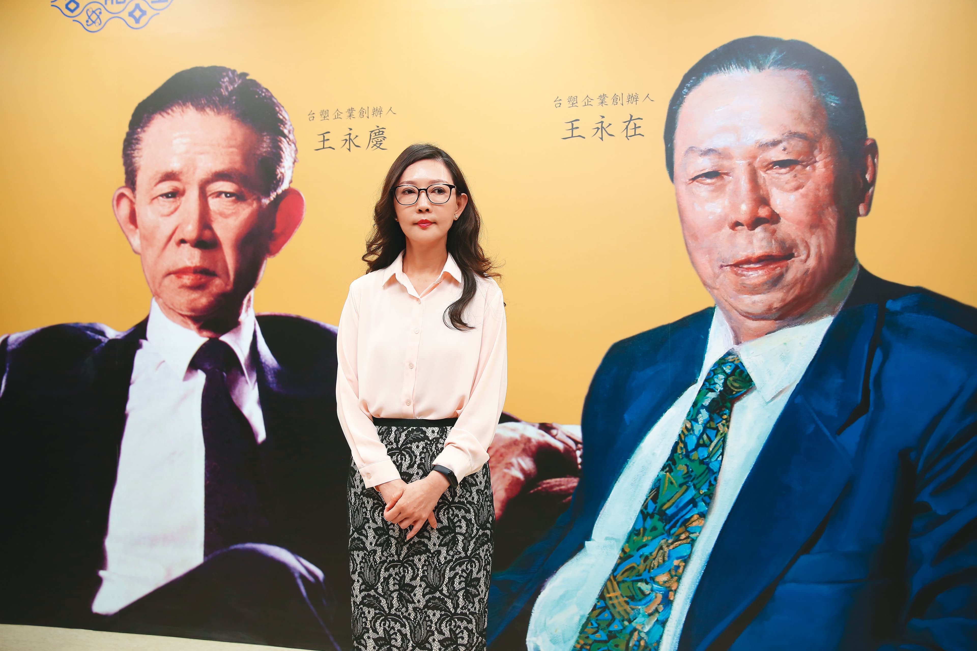 台塑為感念創辦人王永慶白手創業精神，前年在他逝世滿10週年舉辦特展，他的女兒王瑞瑜（圖）也親自出席，想起父親不禁紅了眼眶。