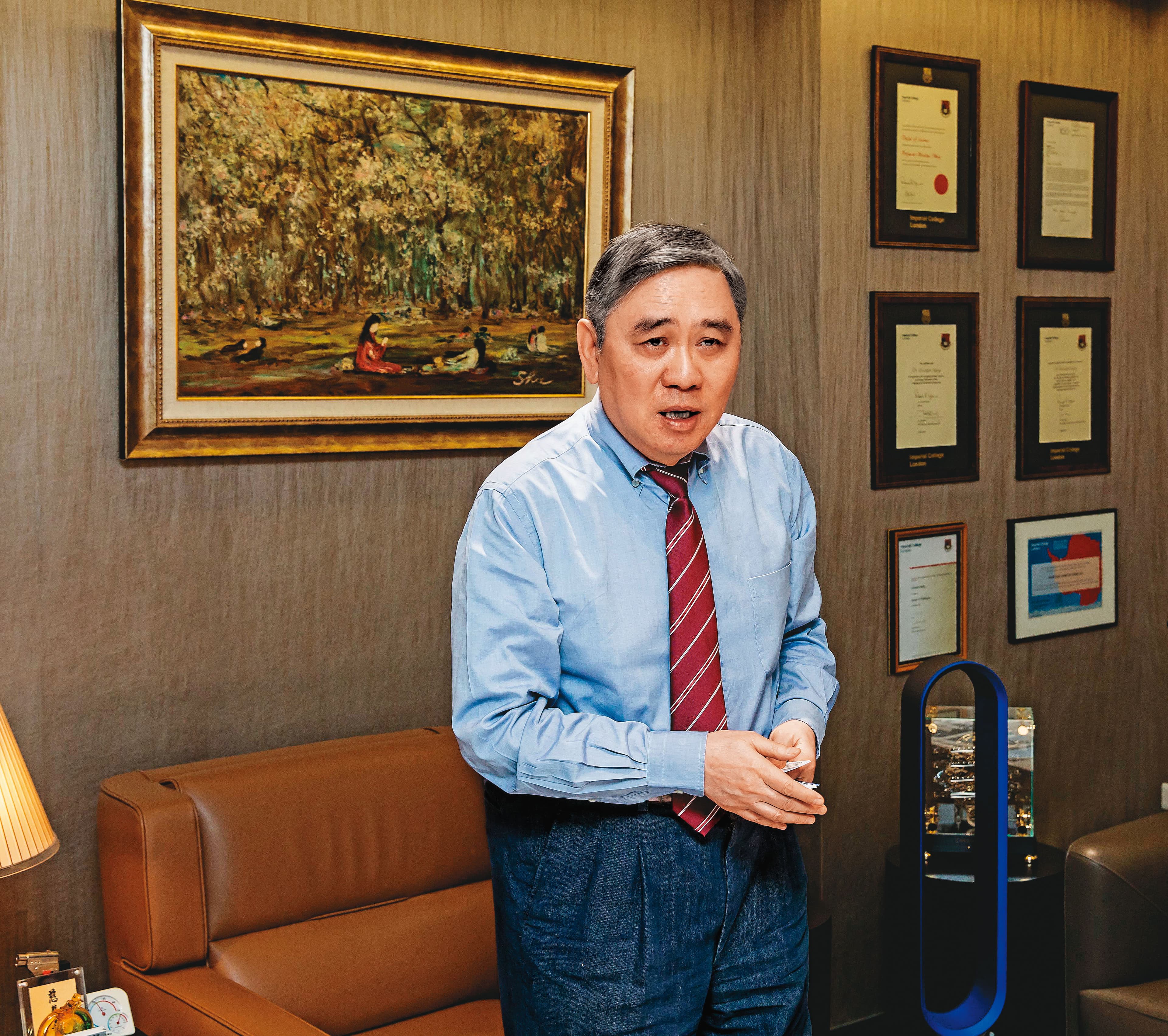 台塑創辦人王永慶之子王文洋（圖），日前控告身兼台塑集團老董的堂哥王文淵等人涉嫌侵吞父親120億元遺產，檢方做出不起訴處分，他已提出再議。
