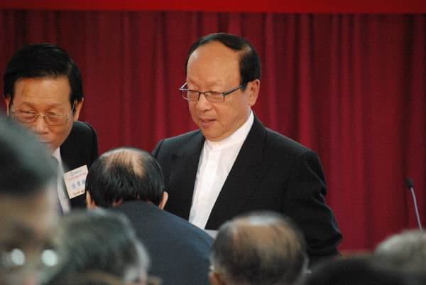 當年蔣（章）孝嚴與紅粉知己王女簽下「離婚承諾書」的外遇誹聞，鬧得滿城風雨。（翻攝中國國民黨 KMT臉書）