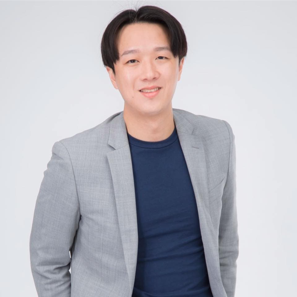 李正皓成功轉職名嘴，粉絲不少。（翻攝自李正皓臉書）