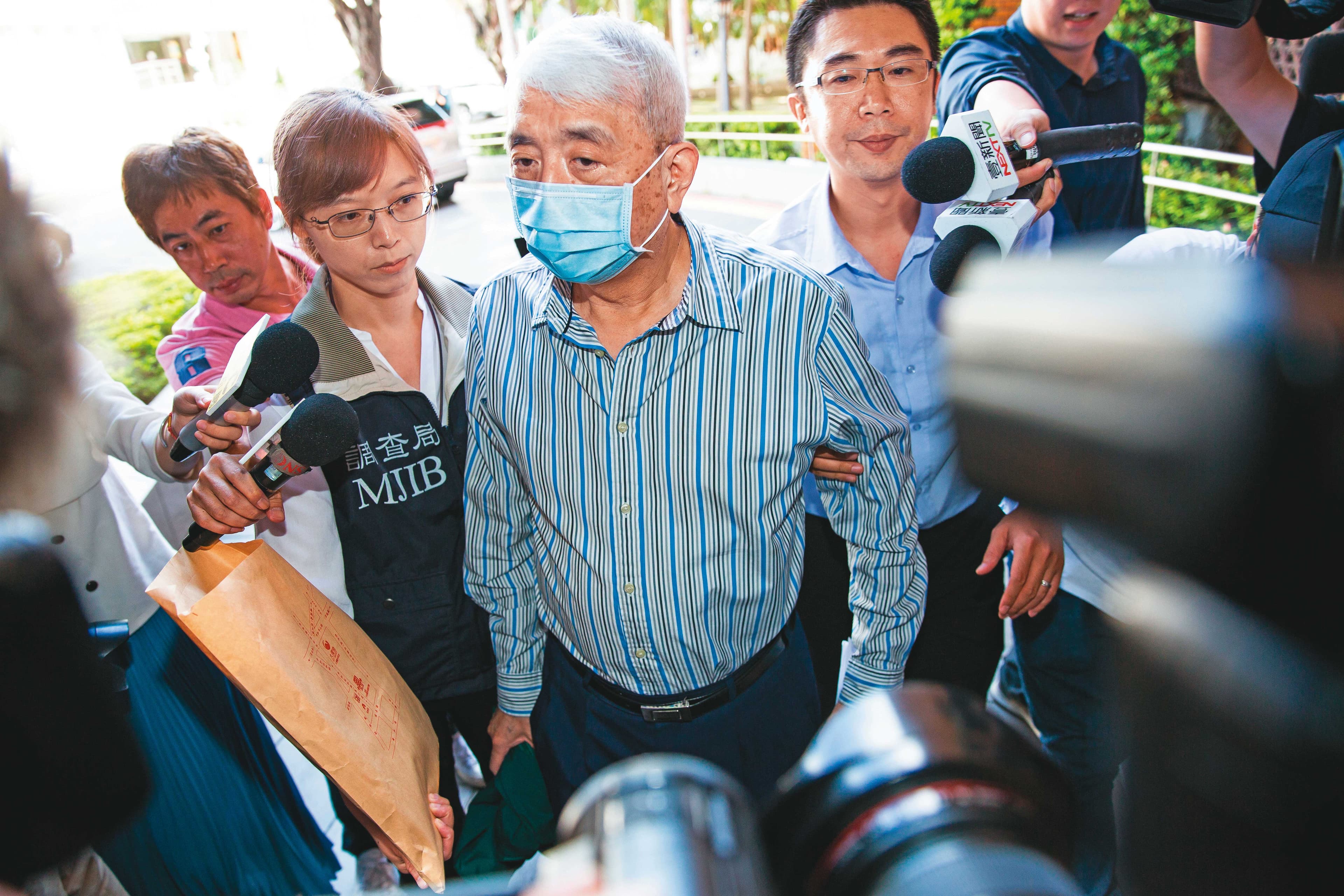 前太流公司董事長李恆隆為搶回SOGO經營權已砸下6億元打點各路人馬，因涉嫌行賄朝野立委遭收押禁見。