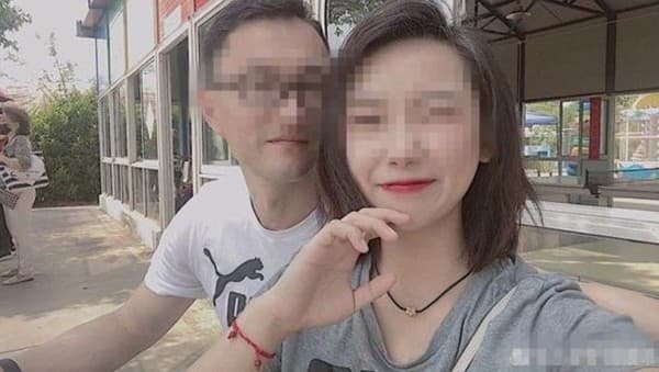 該高中男師與小20歲的女學生恩愛影片，被女生前男友惡意散播。（翻攝自微博）