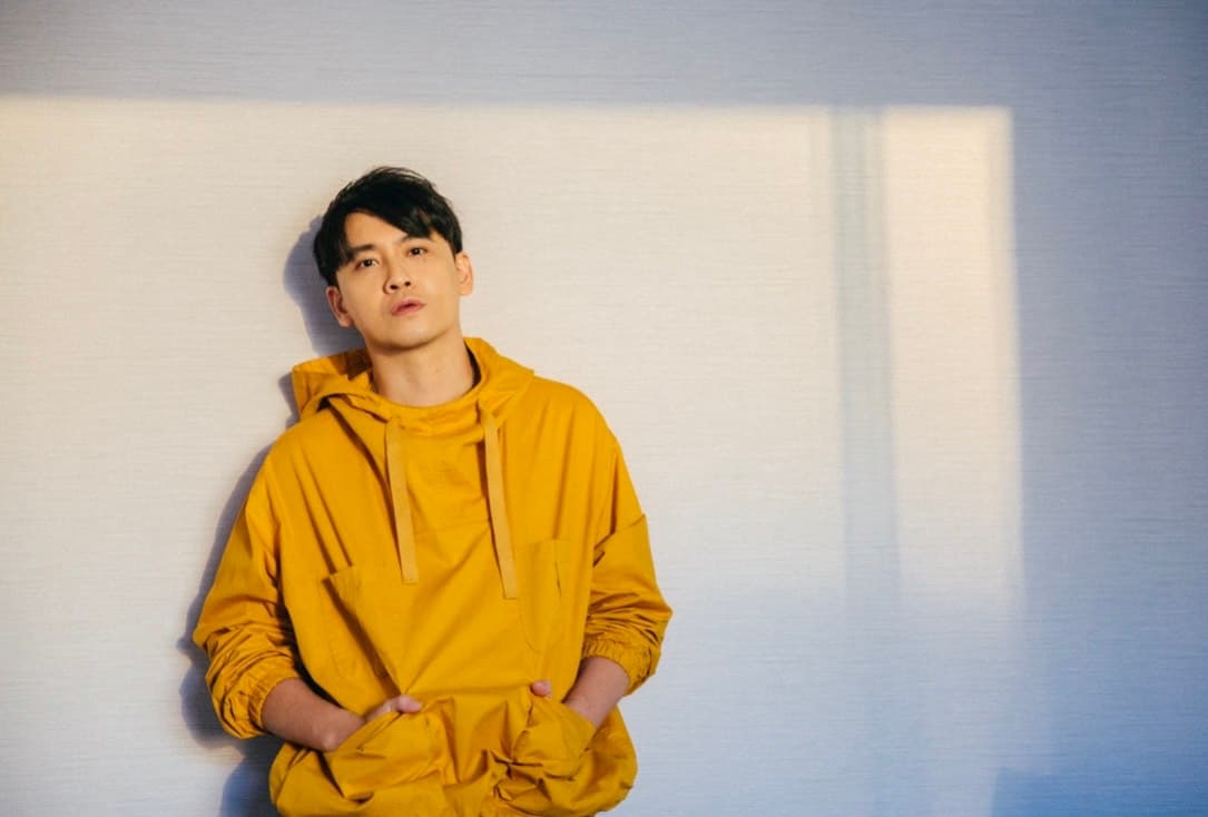受疫情影響，樂團活動邀約減少，脩趁空發行首張個人單曲圓夢。