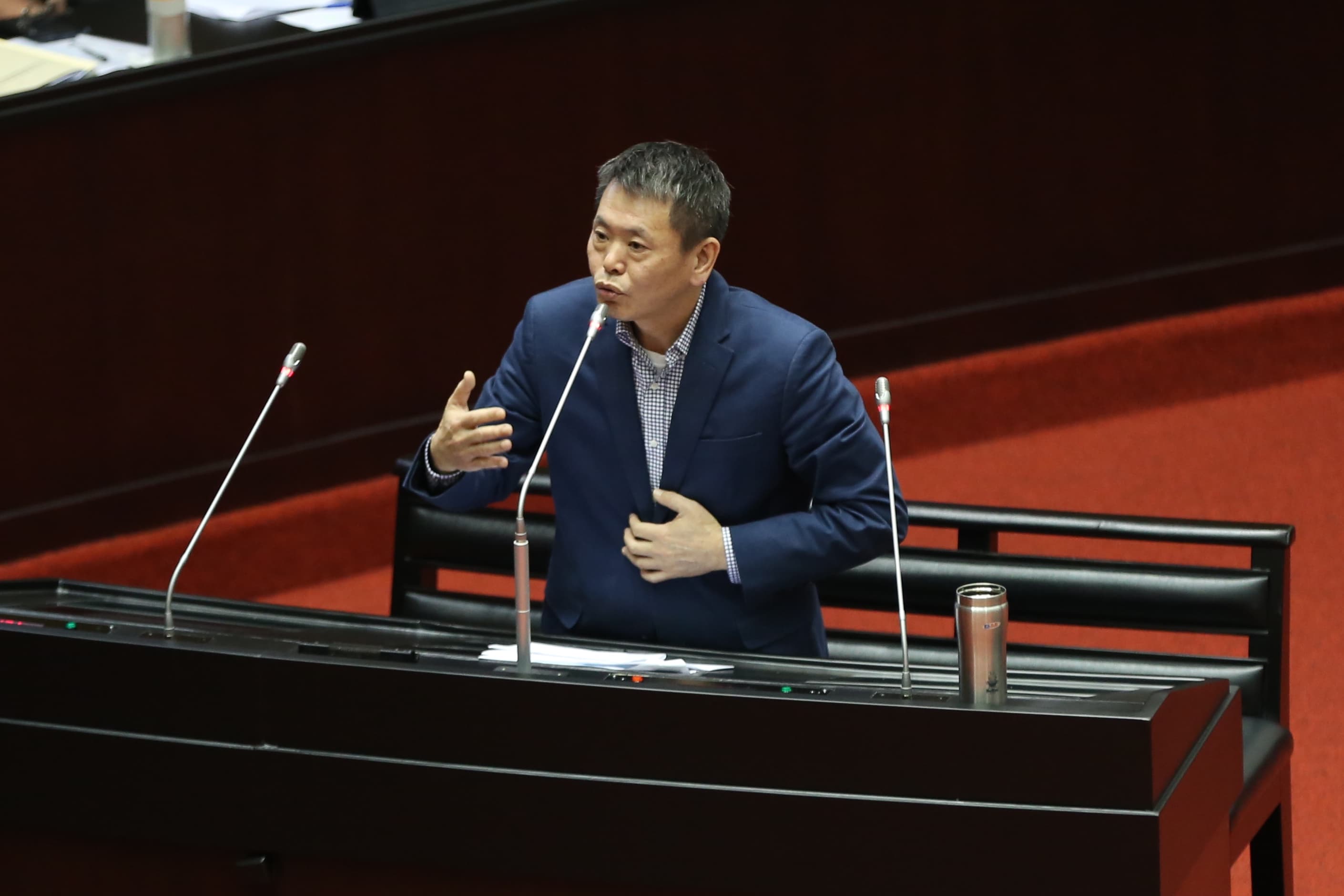 林為洲似有感而發，直言「是該告別韓流了」卻慘遭韓粉出征。