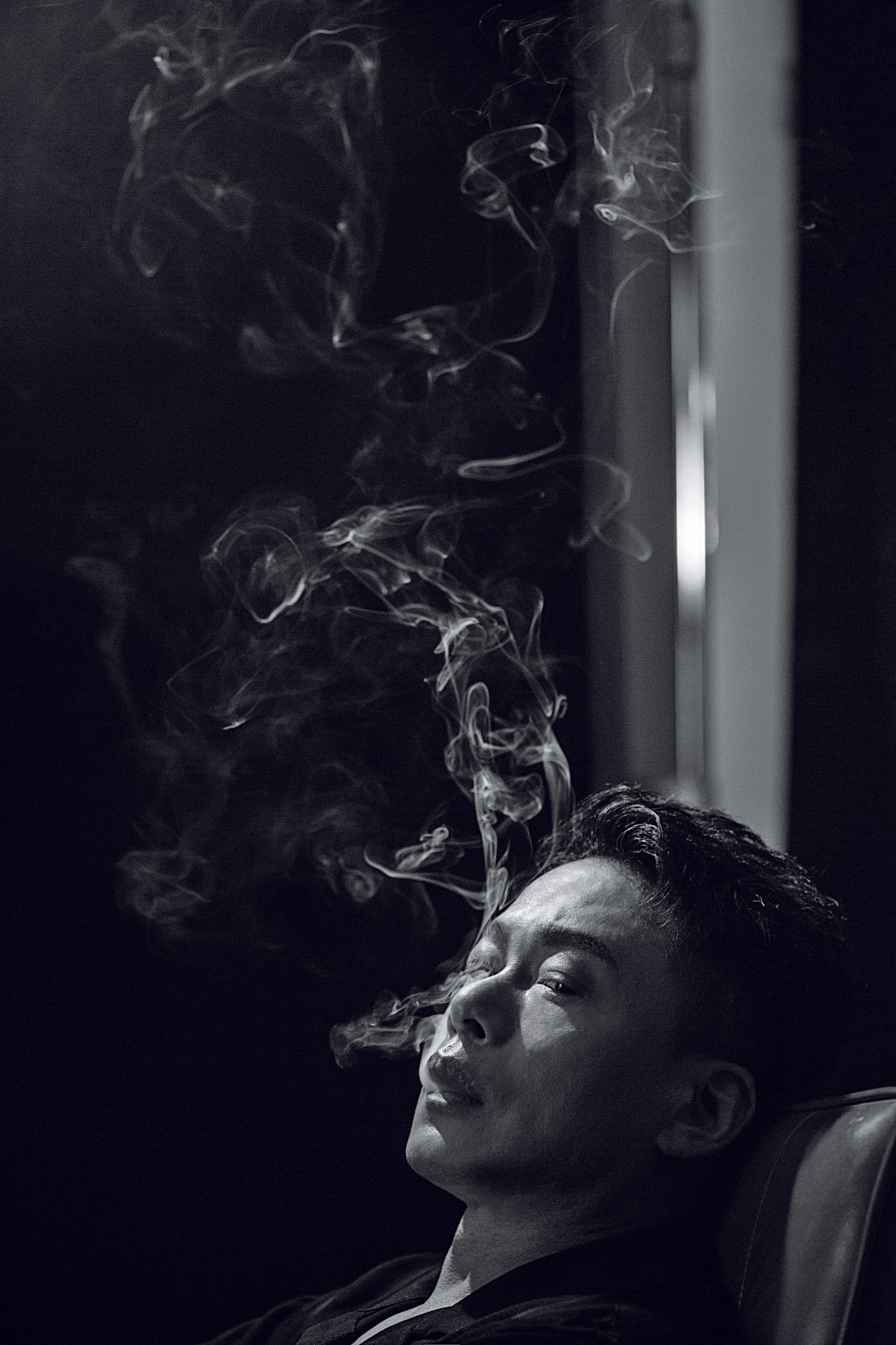 過去可以花數小時只拍一個鏡頭，讓李康生可以練出每一刻都像是有戲。