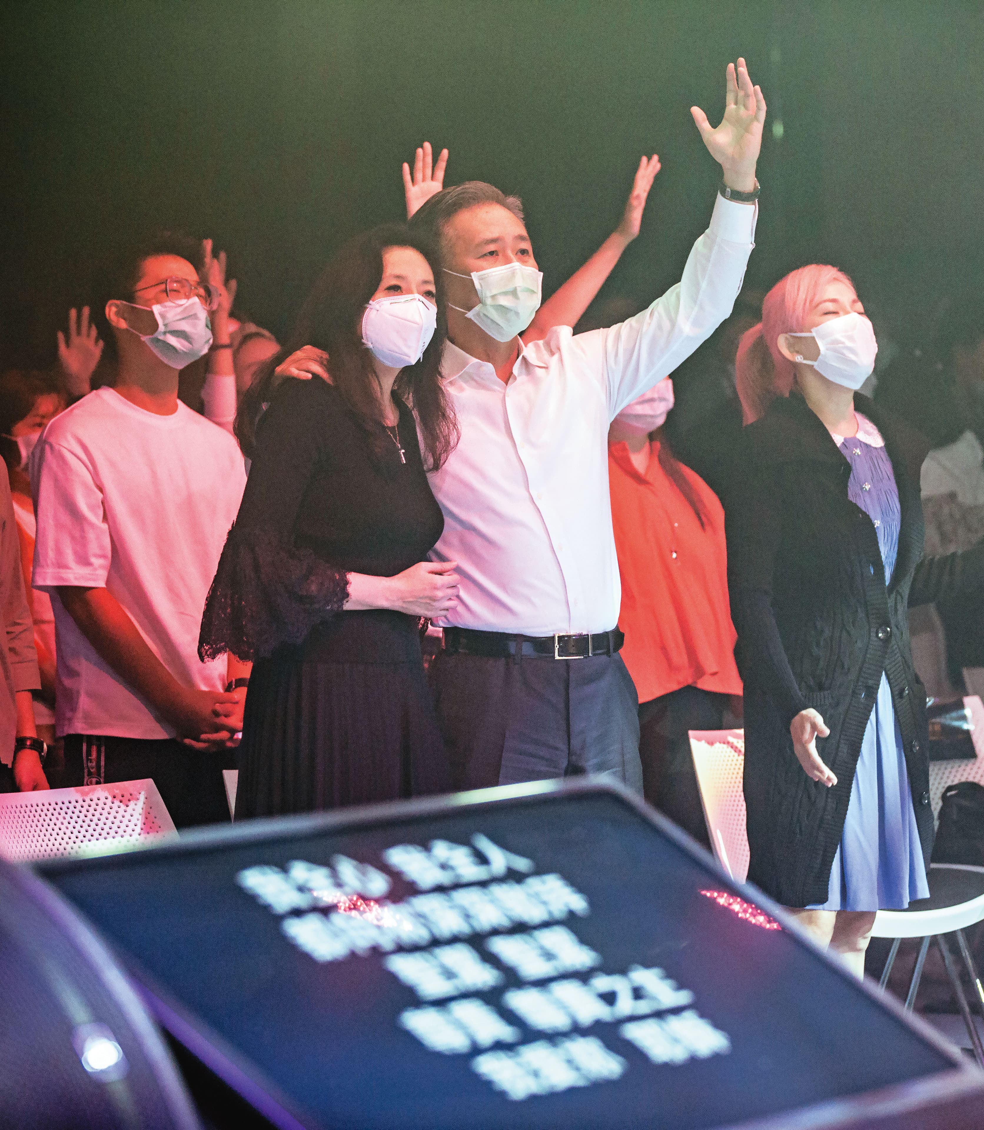 王文祥返台隔離結束的第1個週日，攜妻子前往教會進行例行禮拜。