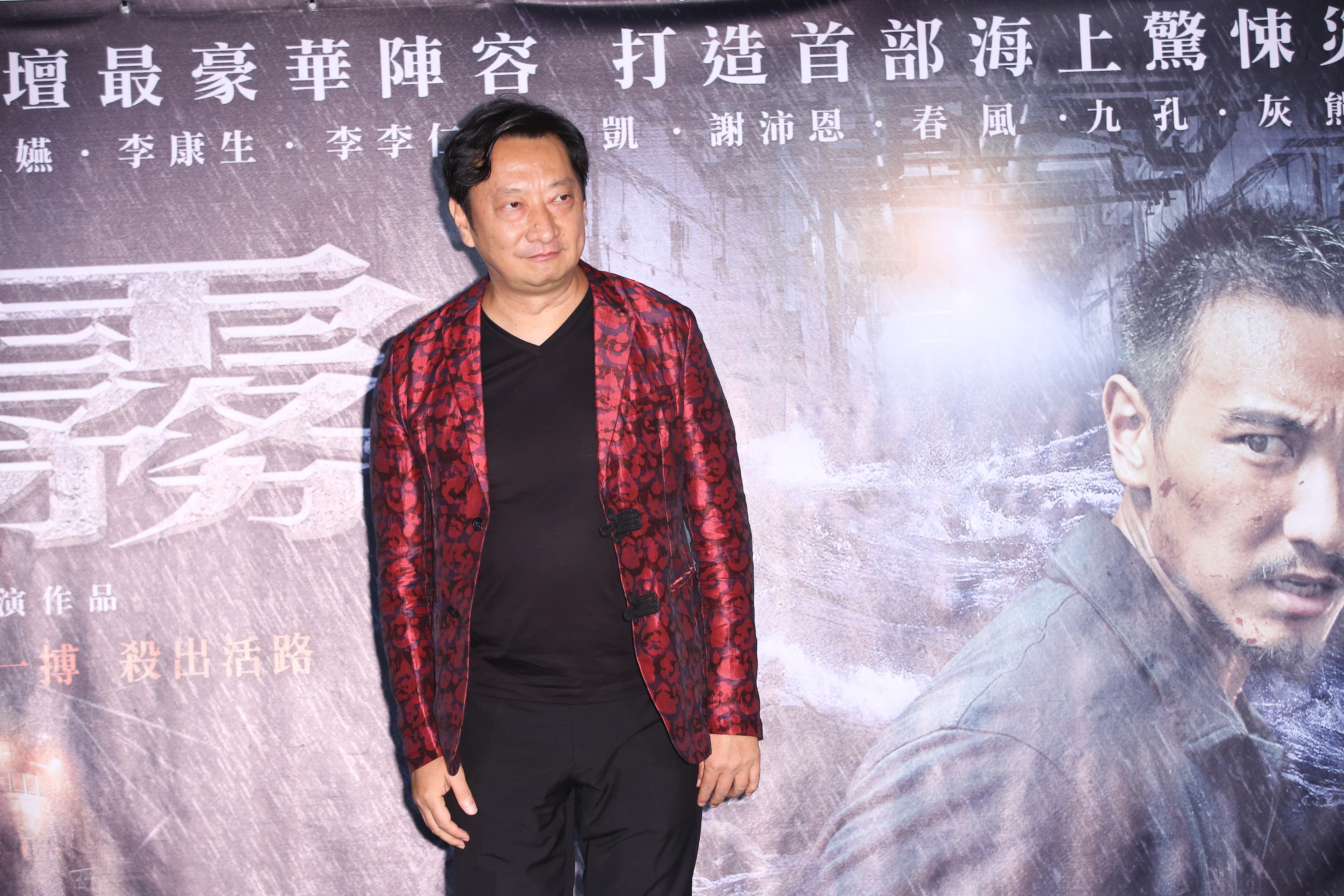 九孔難得演出較為內斂膽小的輪機長，爆料試戲時遭王陽明狂打，正式來時對方卻沒動手。