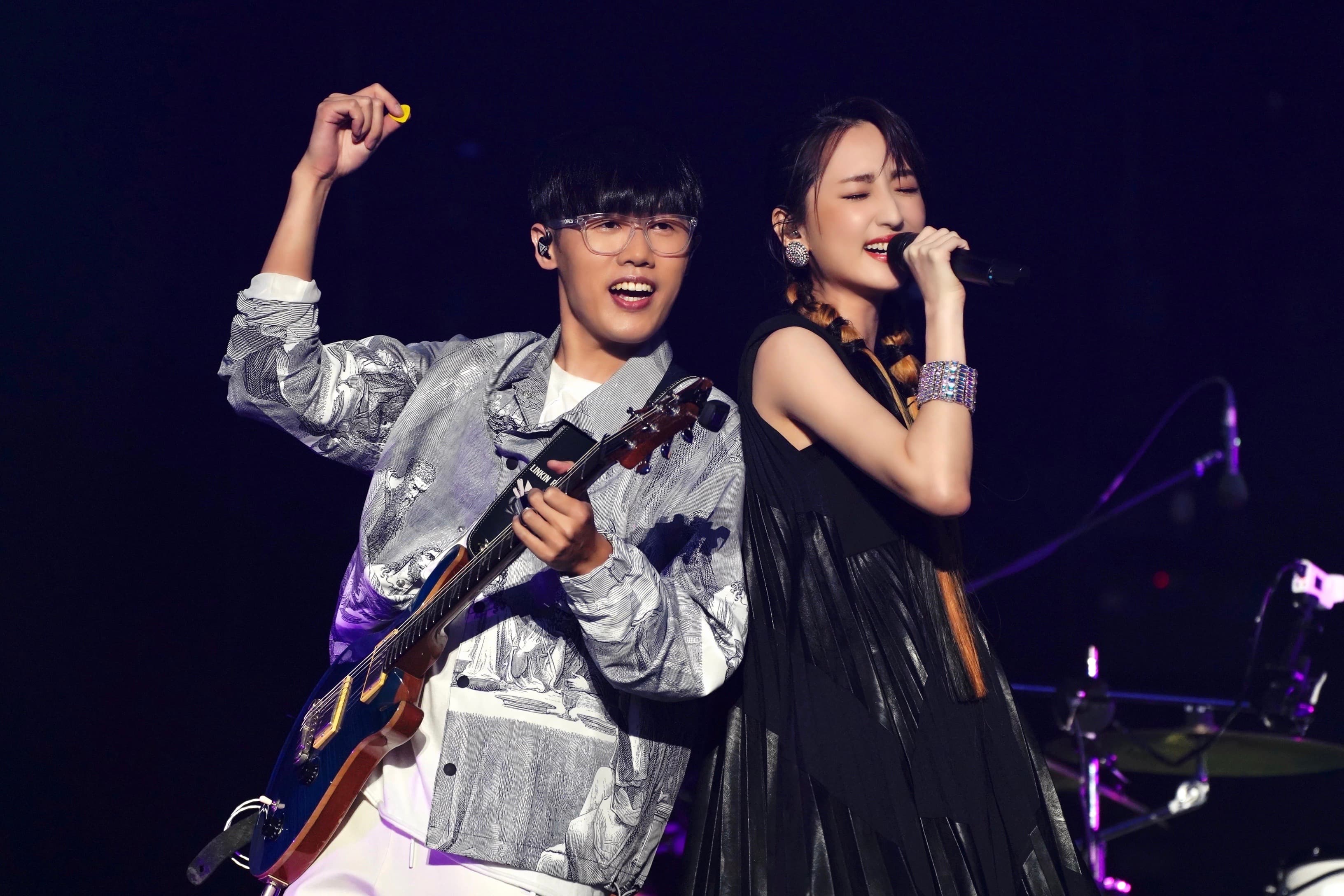 第一次擔任演唱會嘉賓的柯佳嬿，心裡非常緊張。（KKLIVE提供）
