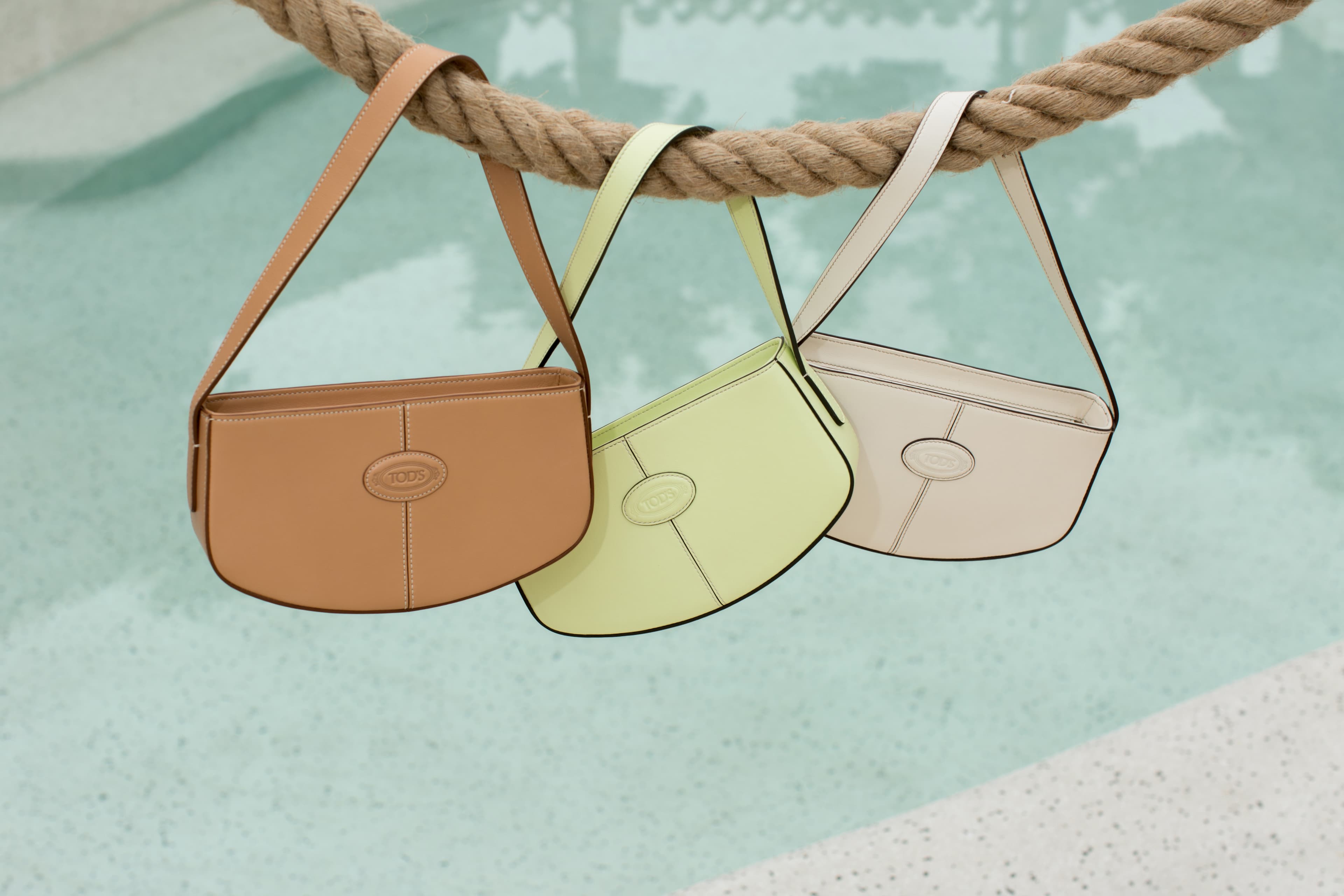 TOD’S x Mr. Bags 2020聯名限量系列包款共推出三色。各NT$41,800（迪生提供）