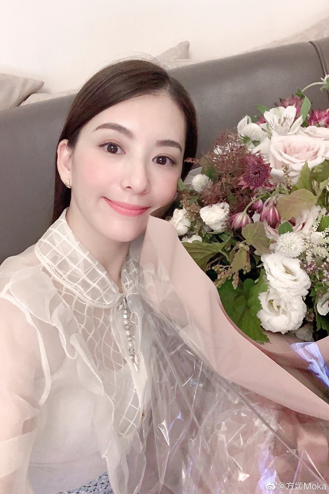 方媛日前難得參加好友在遊艇上舉行的生日趴。（翻攝方媛微博）