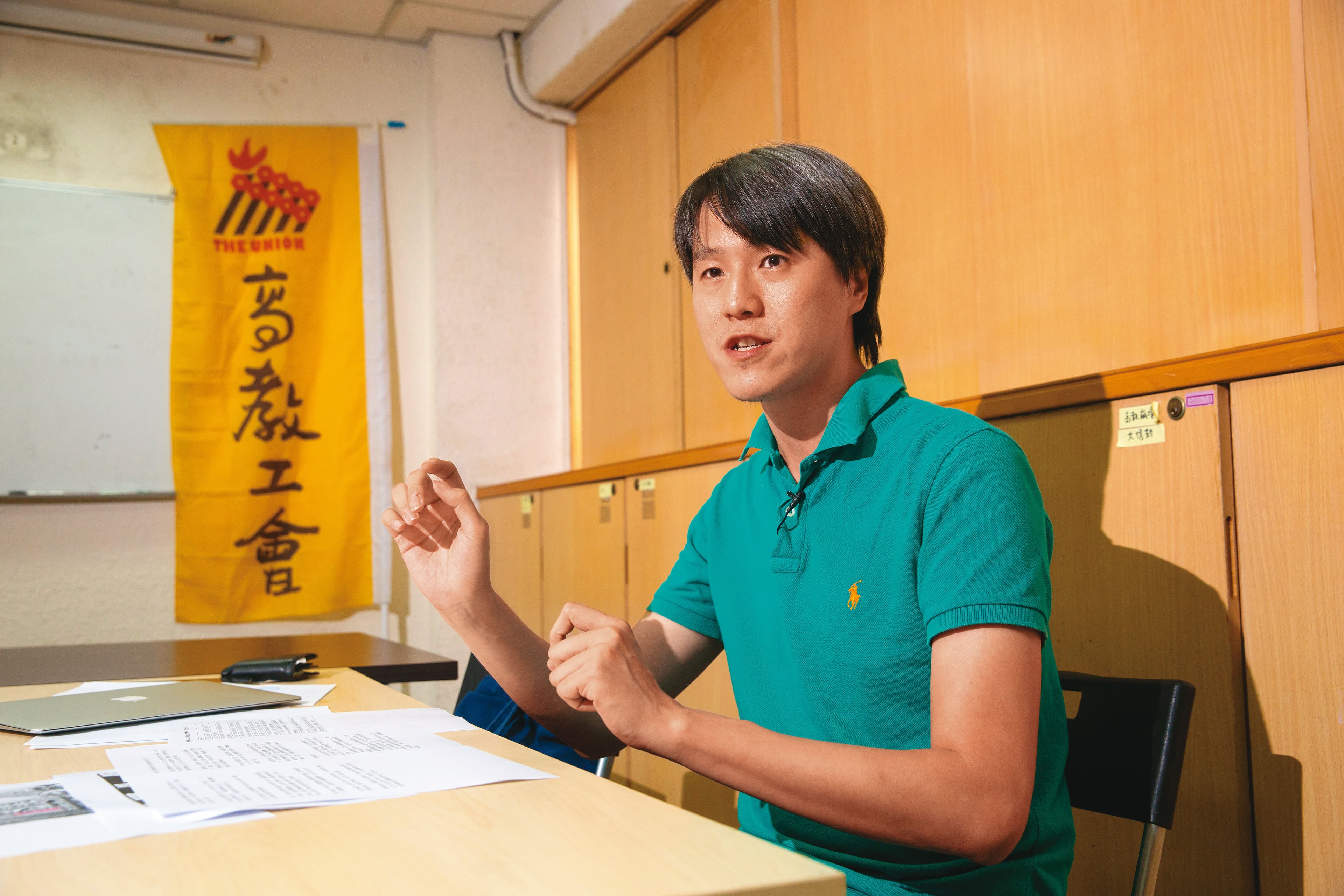 高教產業工會組織部主任林柏儀（圖）呼籲教育部妥善處理稻江的問題。