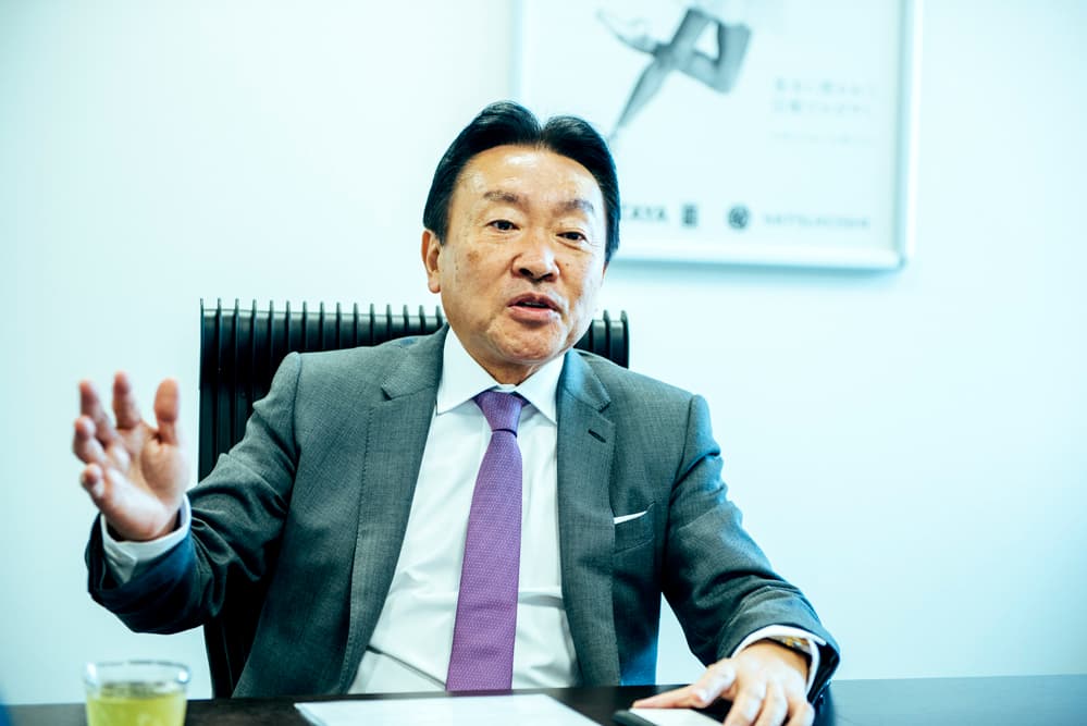 新光三越今天改選董座，村上英之接任董事長大位。（翻攝自daisukesugiyama.jp）