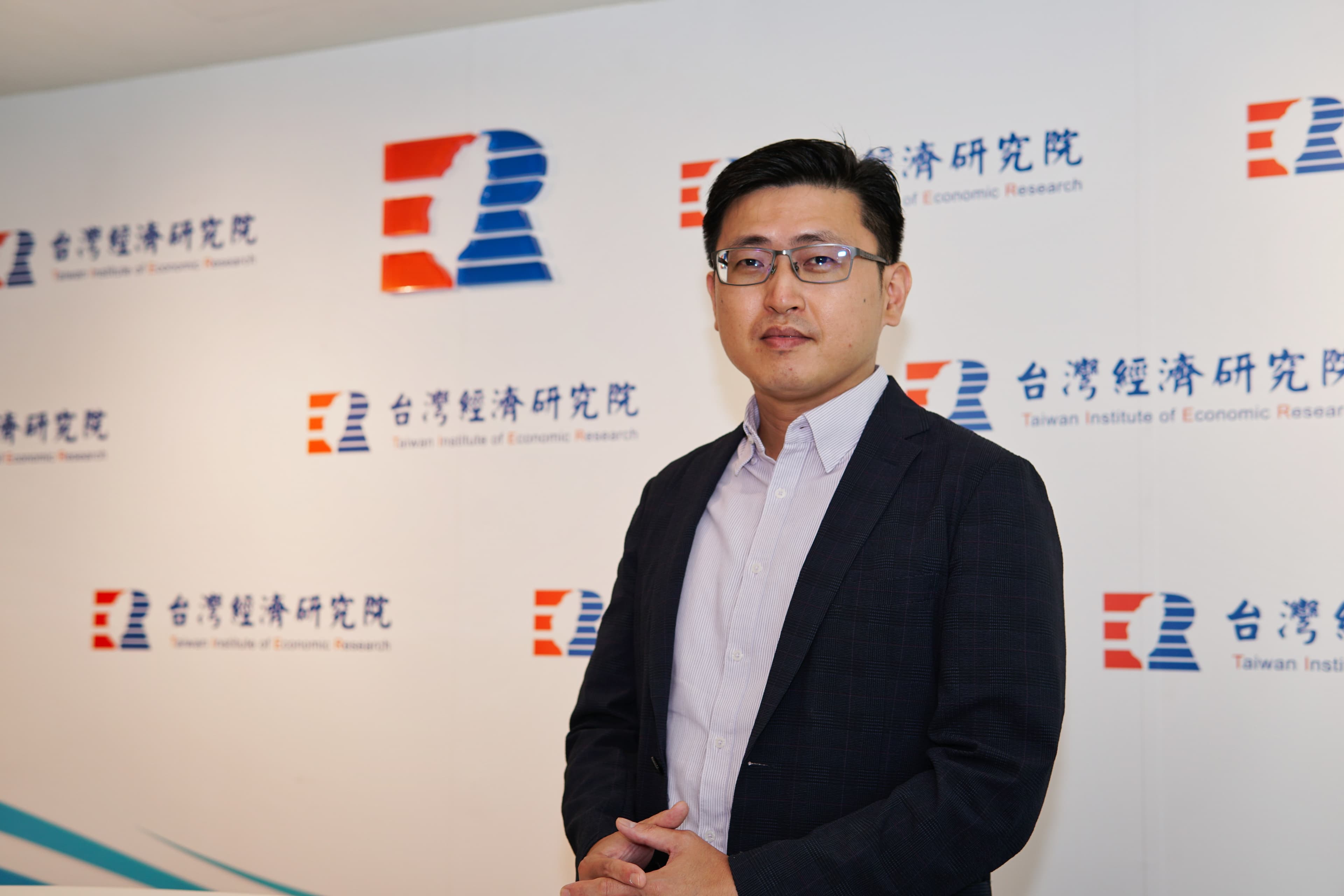 台經院近年接受政府委託投入角色產業研究，研究員盧俊偉也特別前往日、韓參訪，瞭解當地角色IP的發展現況。（周文凱攝）