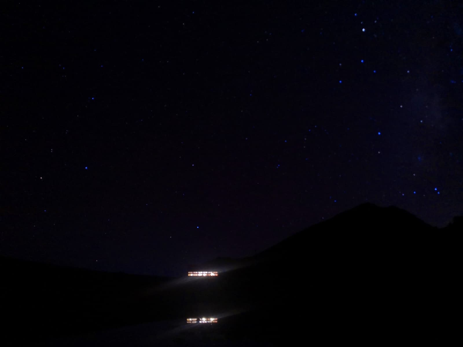 天氣好的話，夜間有星空陪伴。