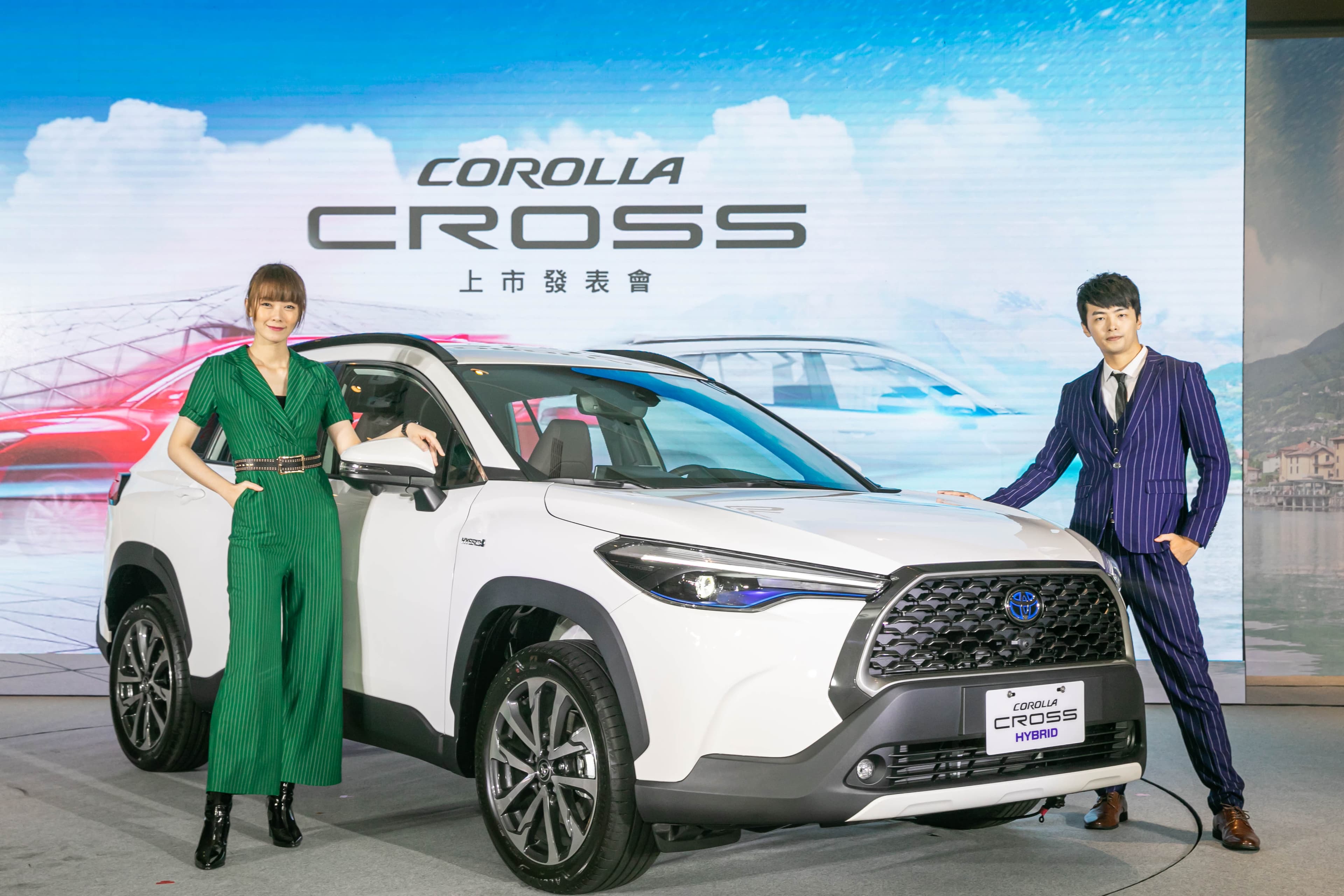 蘇純興樂喊TOYOTA Corolla Cross年銷4萬台。（和泰車提供）