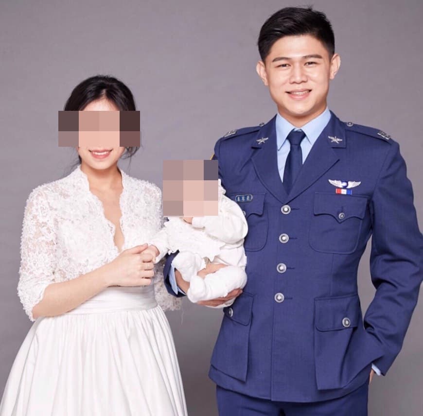朱冠甍與妻女事前拍好婚紗照，如今卻天人永隔。（翻攝自朱冠甍IG）