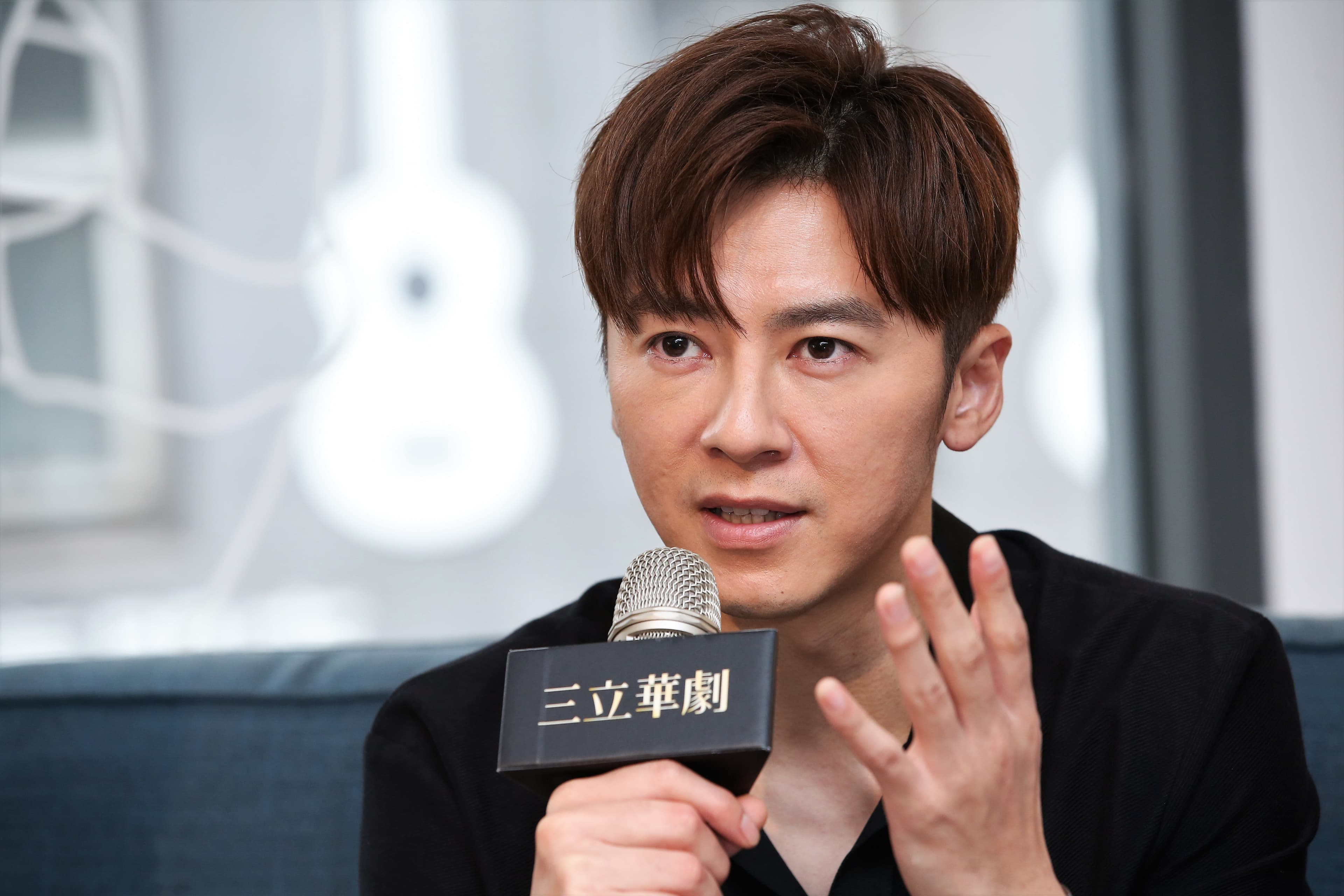 李國毅「怕被綁架」力撇豪門身分，否認拍戲賺千萬，就怕沒人敢找。