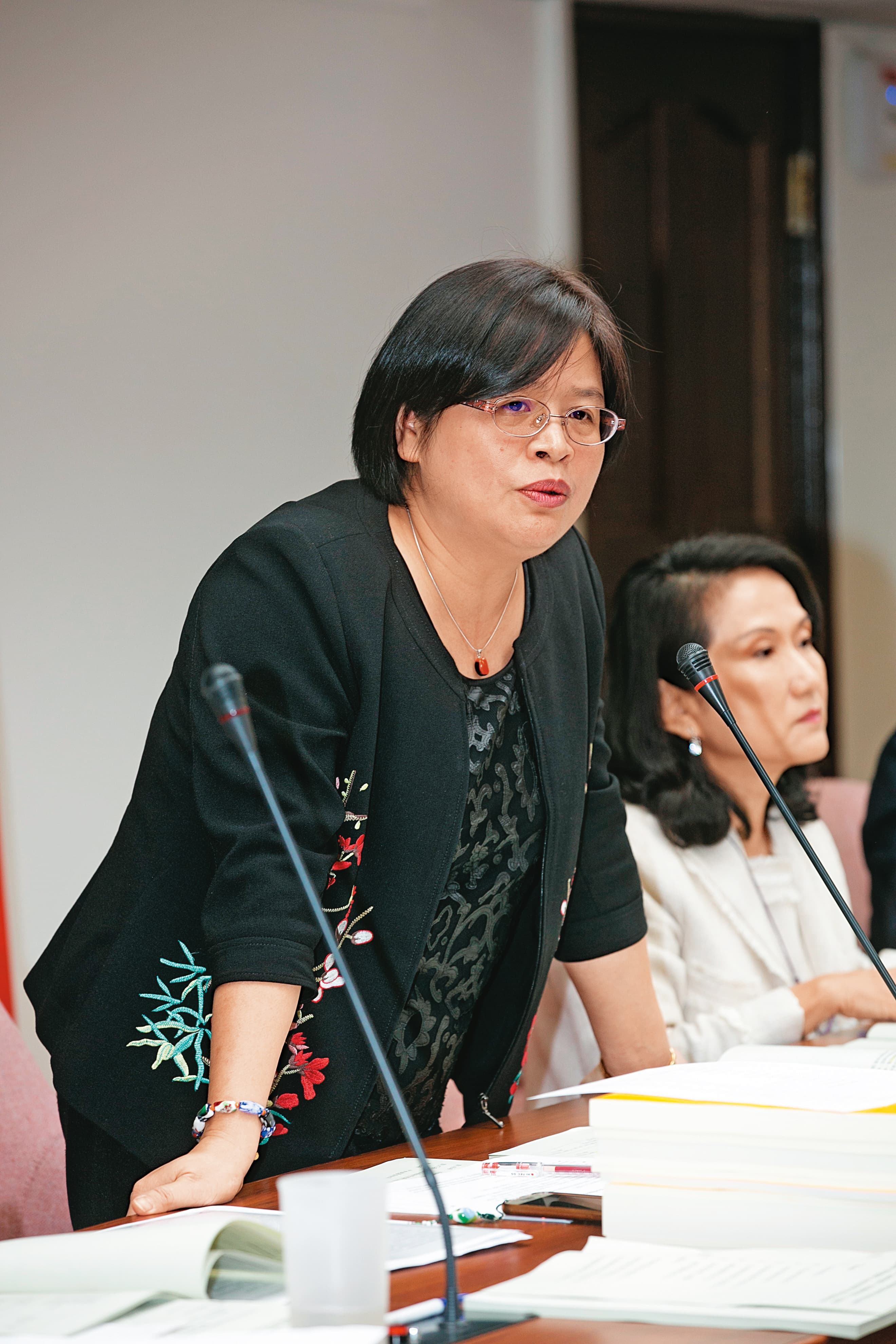 立委吳玉琴痛批祥暉是無良廠商，呼籲退輔會、國防部應徹查。