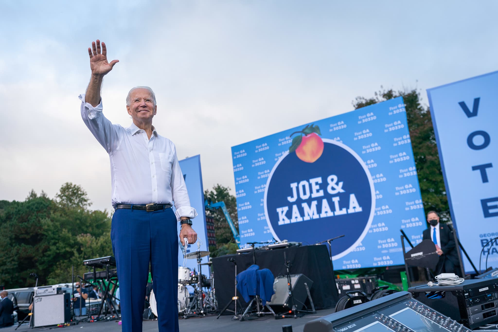 目前民主黨候選人拜登被視為較有機會當選為新任美國總統。（翻攝自拜登臉書）