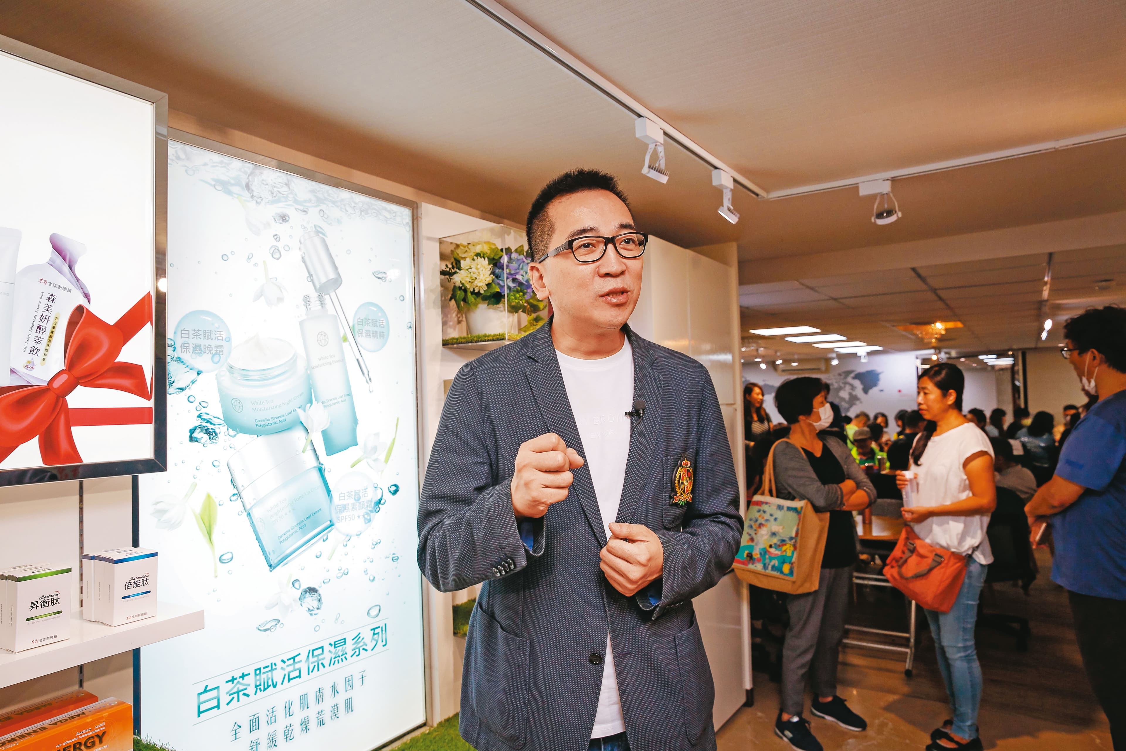 名模洪曉蕾前夫王世均（圖）加入東森集團，與王令麟拚直銷。