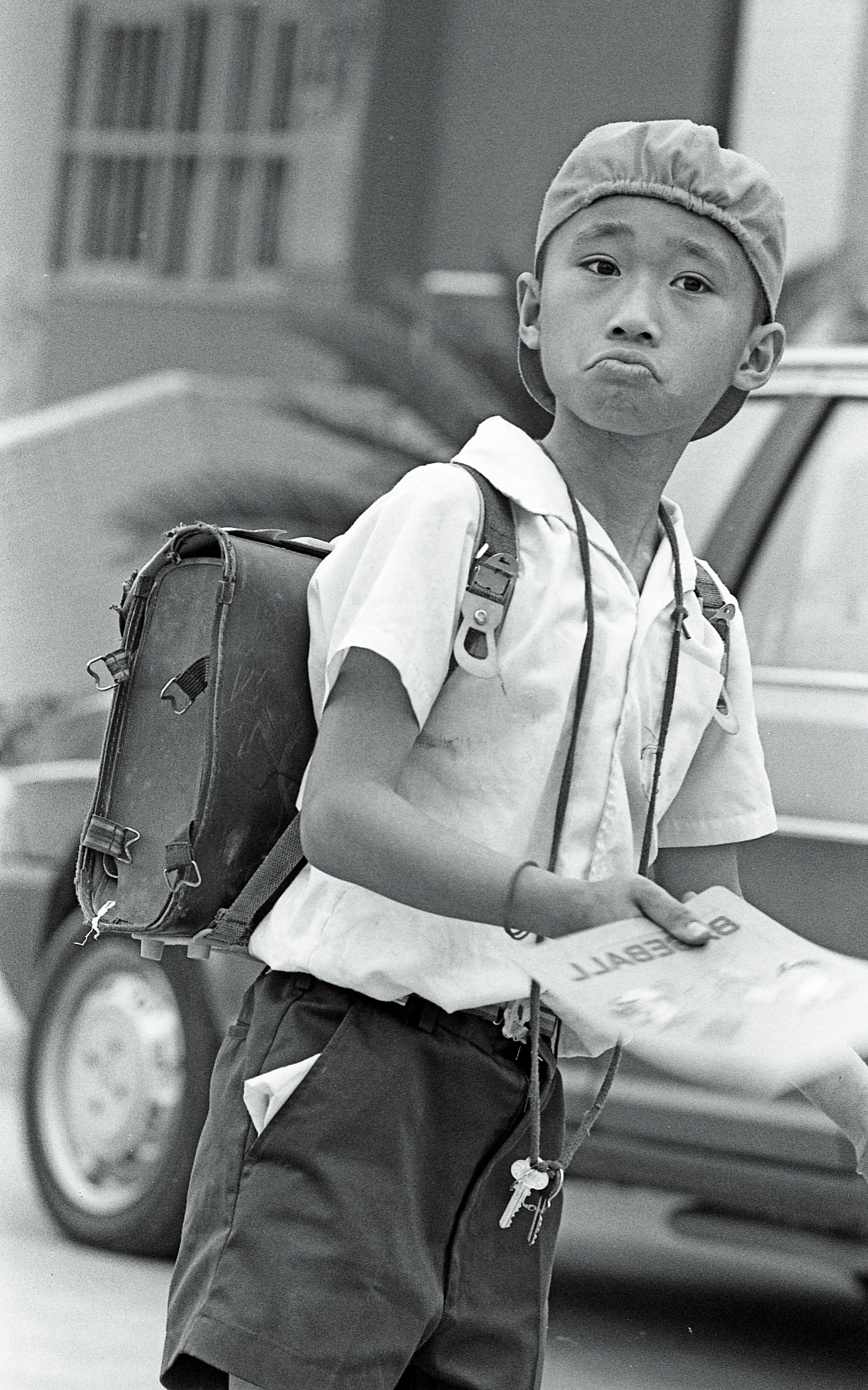 1988年，10歲的周子飛已進入小學就讀，尚無法說出一句完整的話。（蔡明德攝）