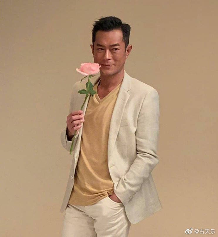 古天樂如今不僅是香港影壇的重量級人物，也是低調行善幫助演藝同仁的大善人。（翻攝自古天樂微博）