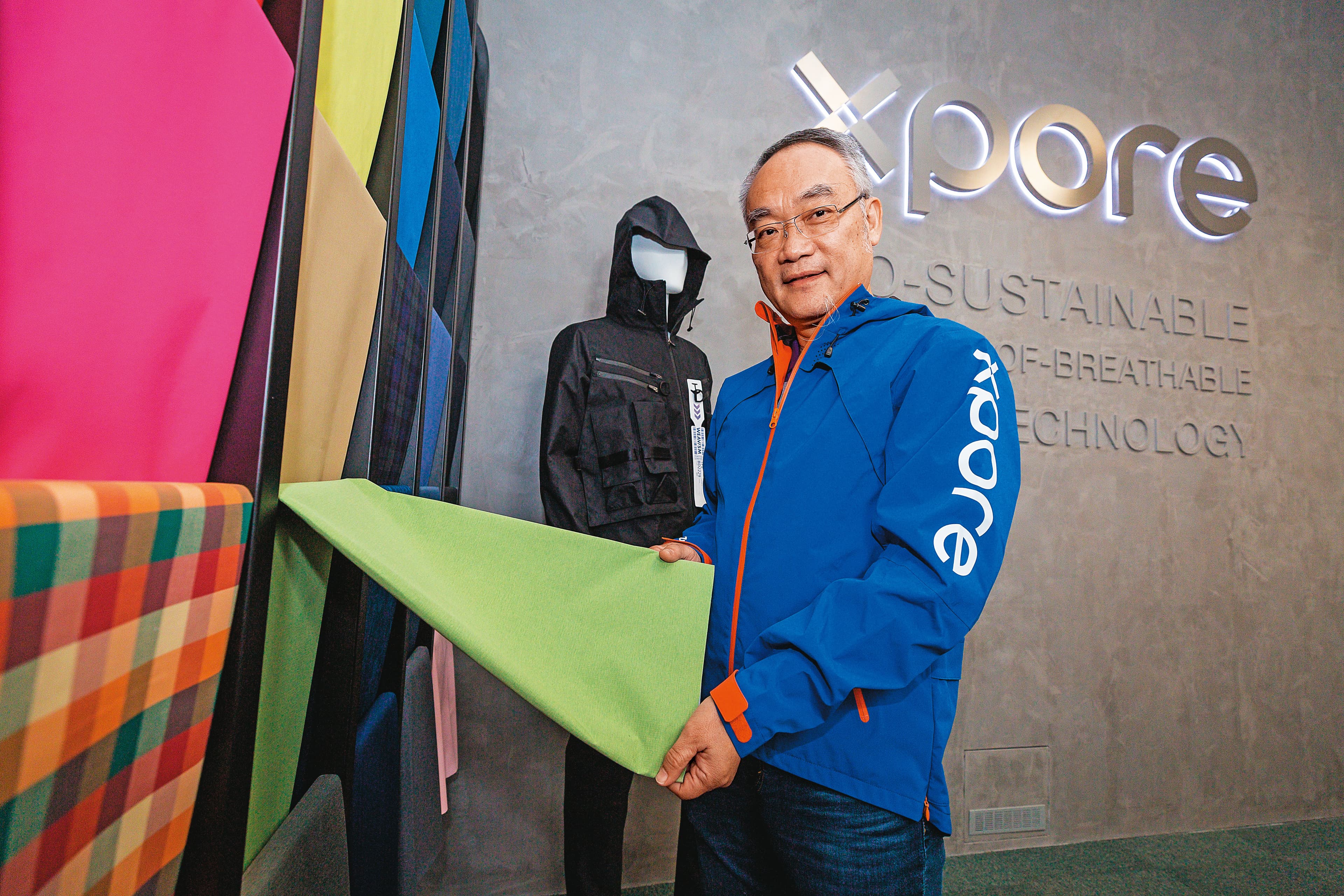 明基材董事長陳建志掌舵轉型生醫，跨界推出全新織物品牌「Xpore」。
